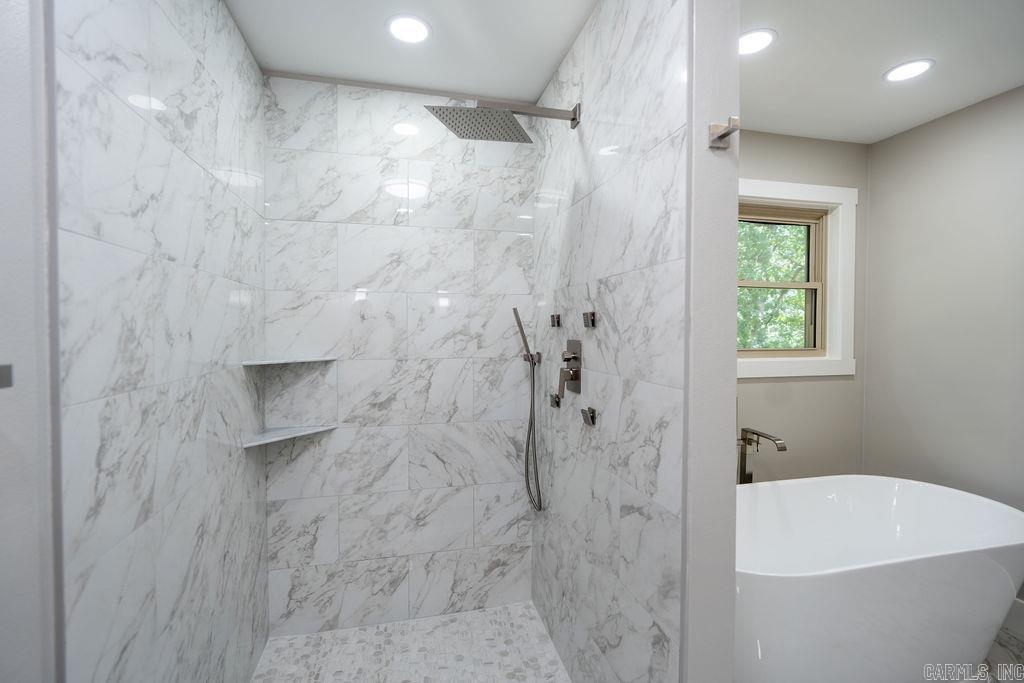 25 Beloit Drive Heber Springs, AR 72543