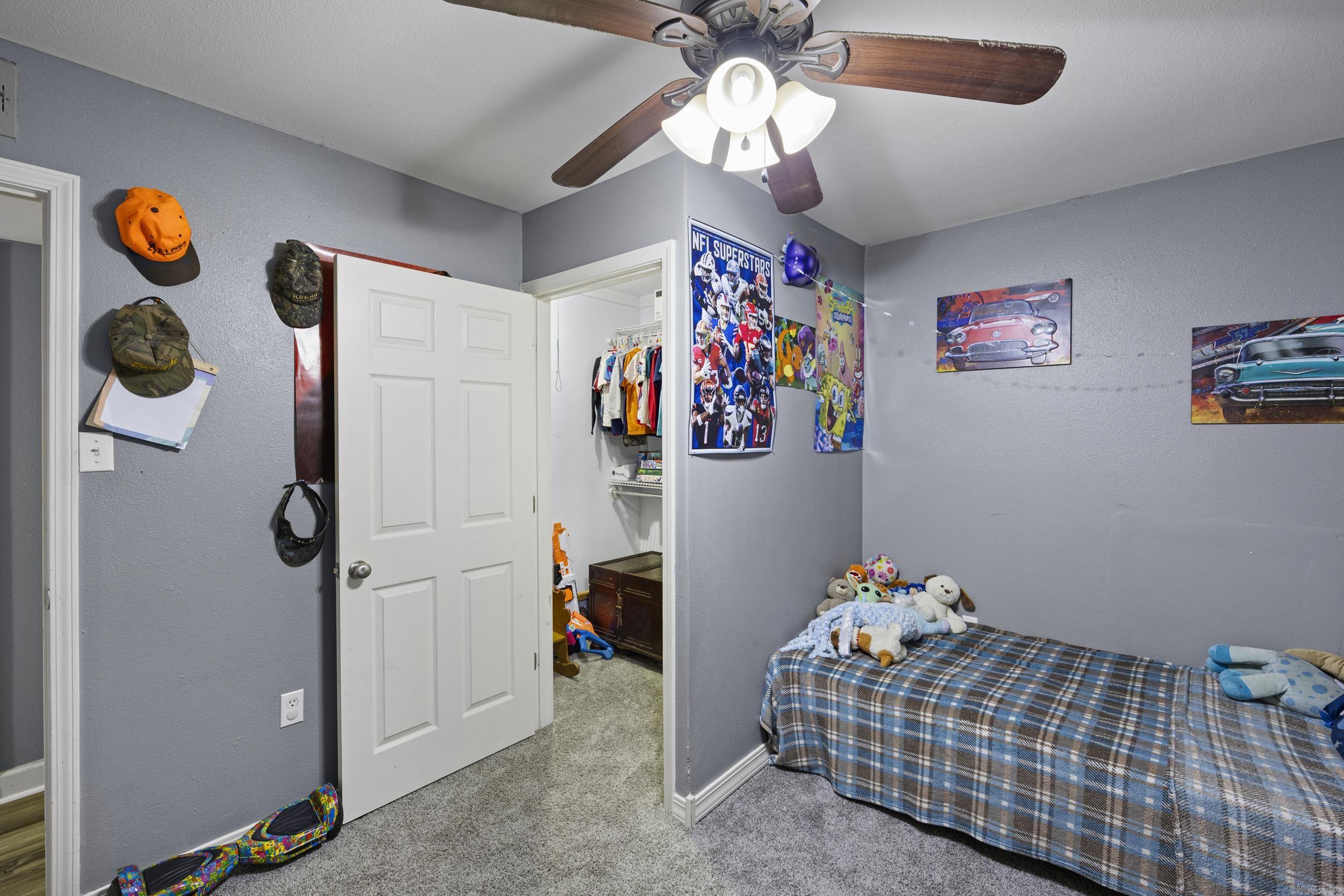 2901 N Greenwich  Russellville, AR