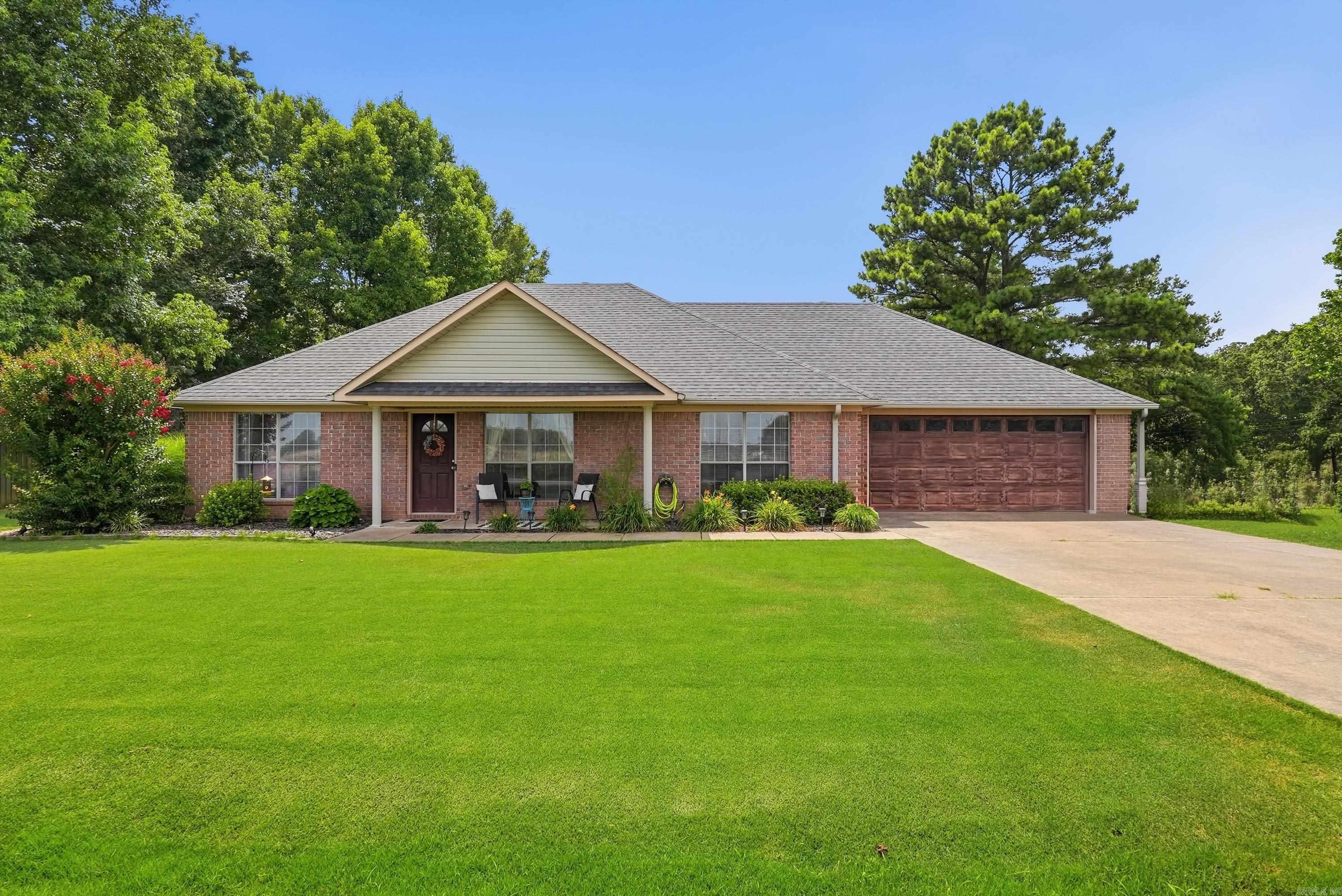 29 N Coker  Vilonia, AR