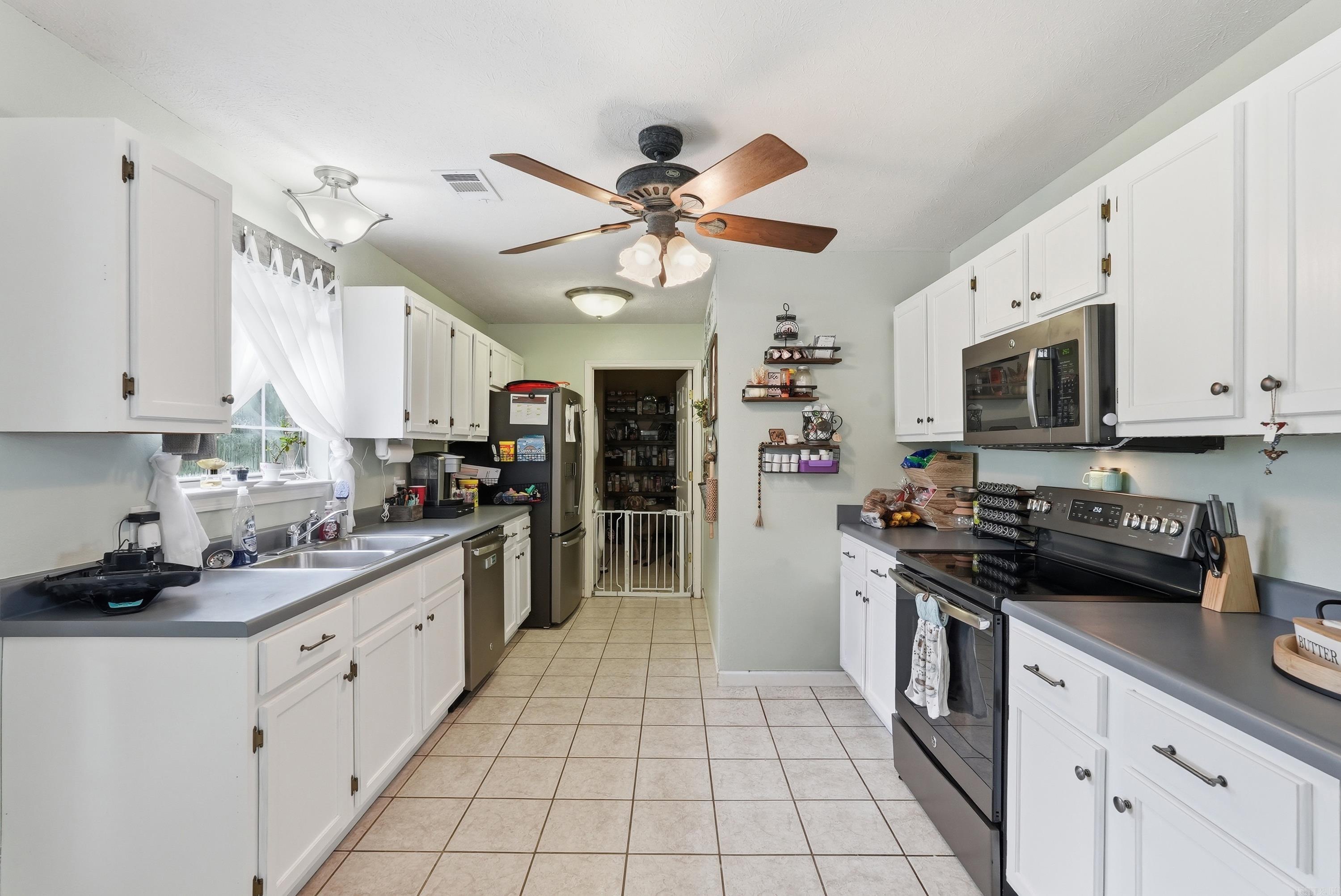 29 N Coker  Vilonia, AR