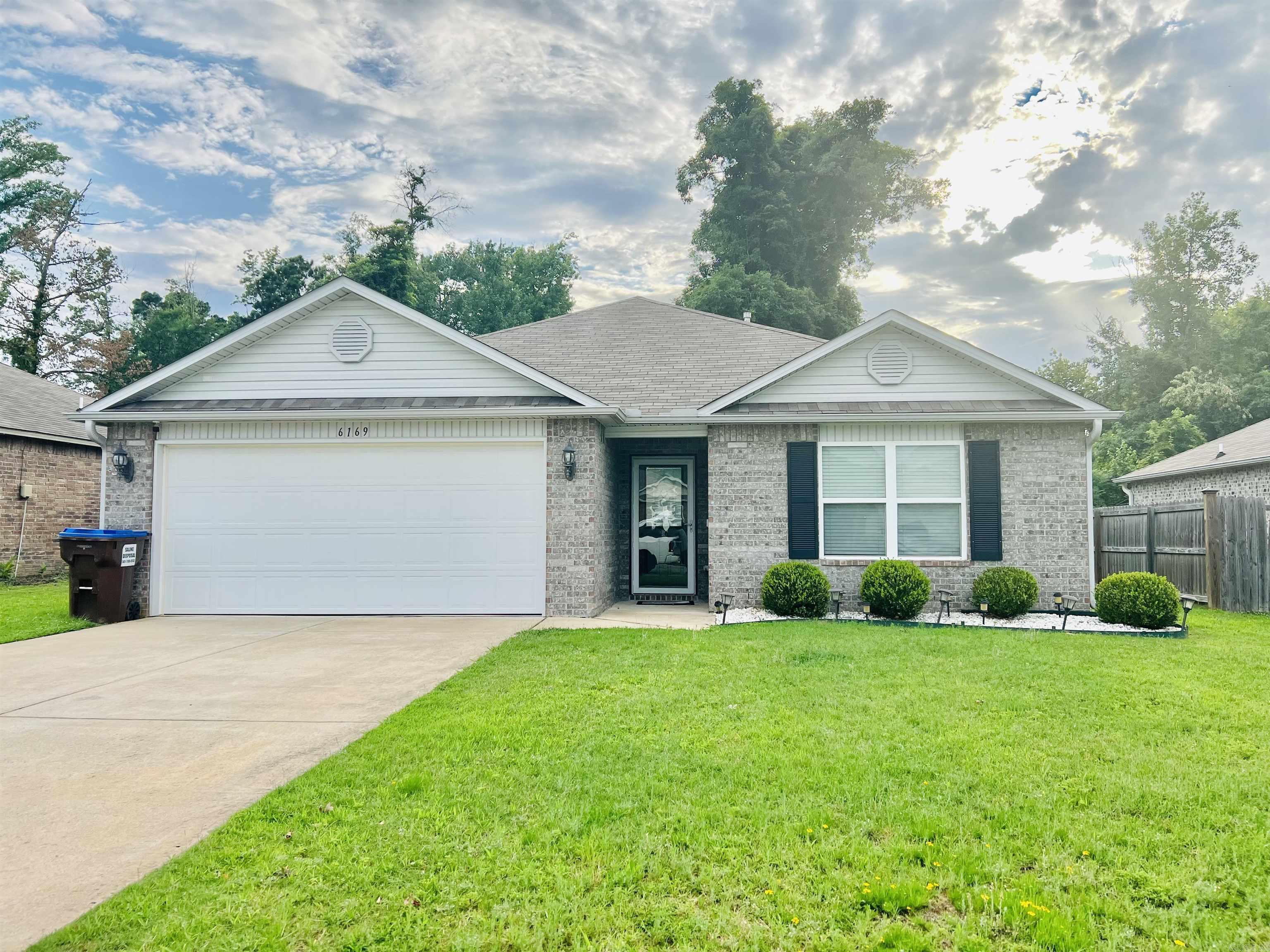 6169 Saddle Hill Dr  Alexander, AR