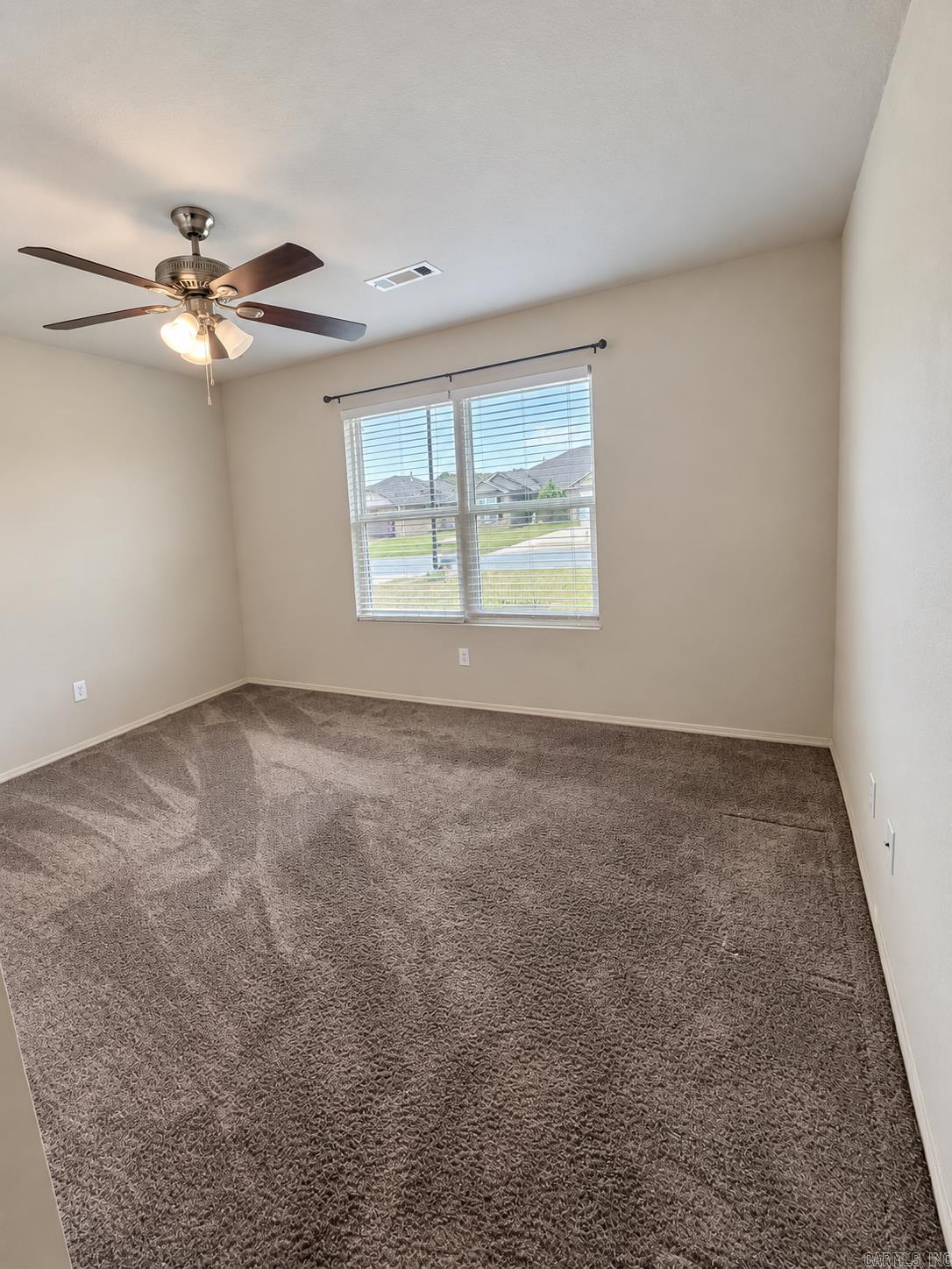 6169 Saddle Hill Dr — photo 2