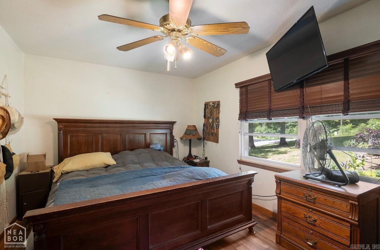 17 Iroquois  Cherokee Village, AR