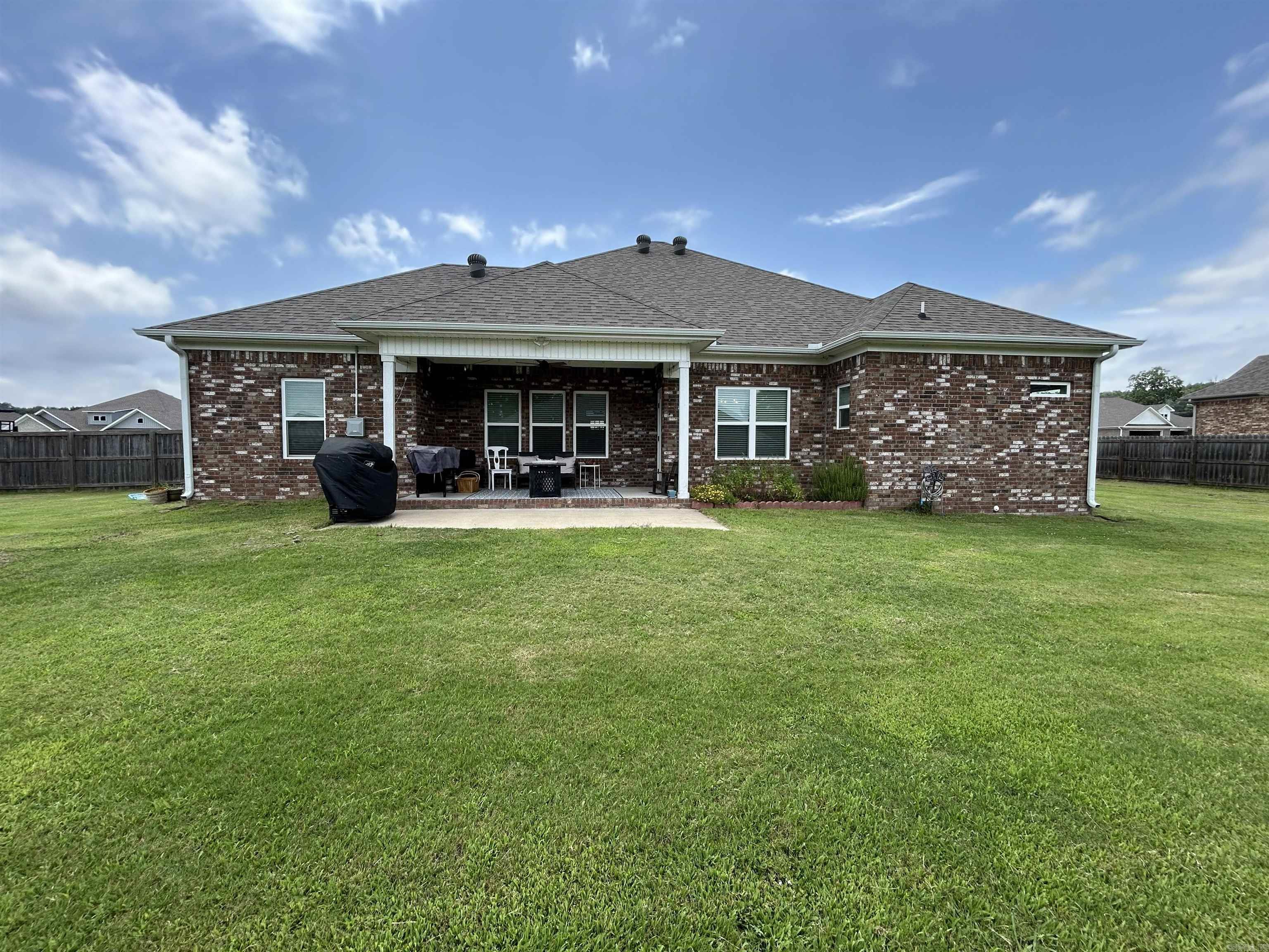 11 Sunny  Morrilton, AR