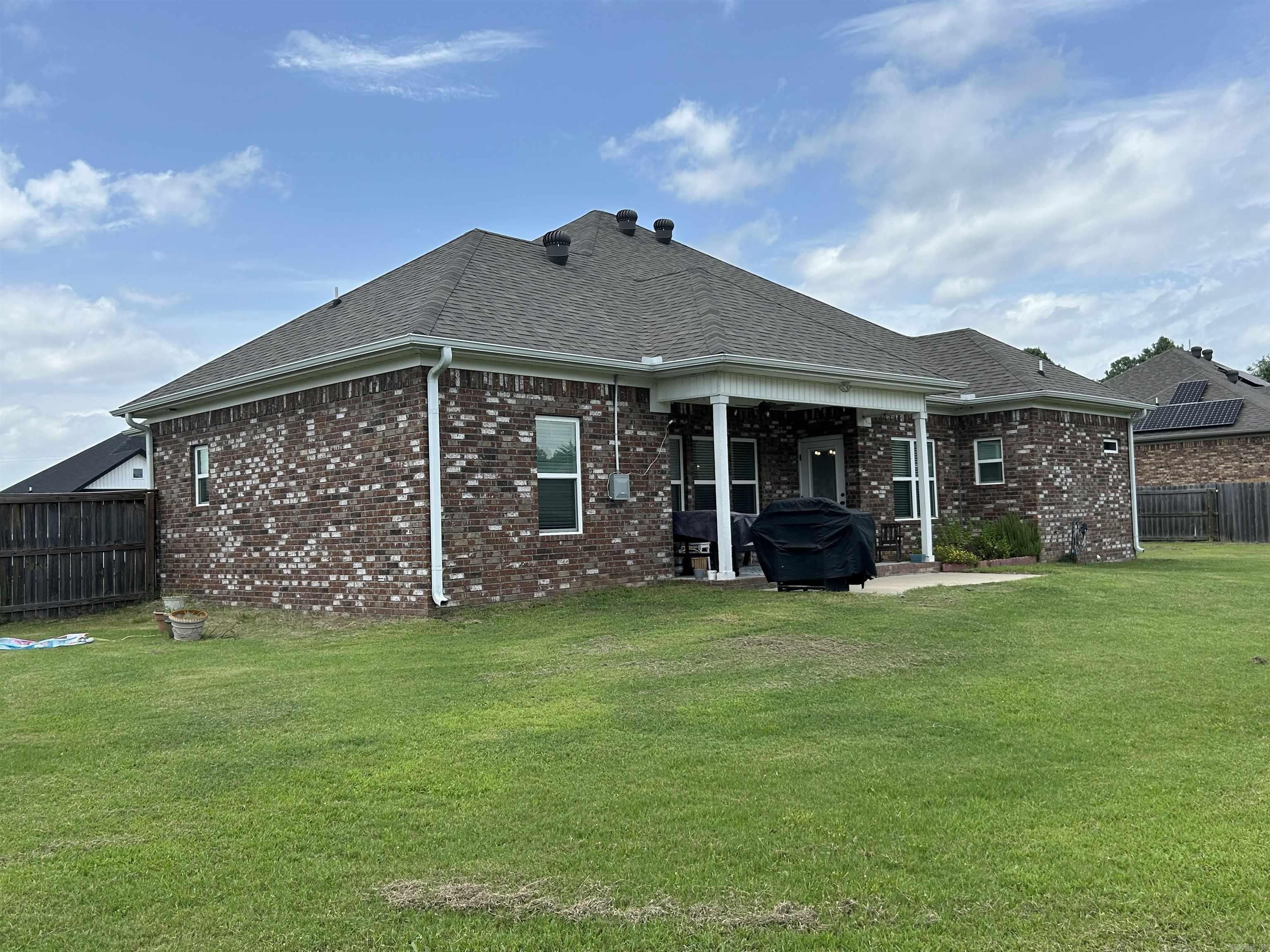 11 Sunny  Morrilton, AR