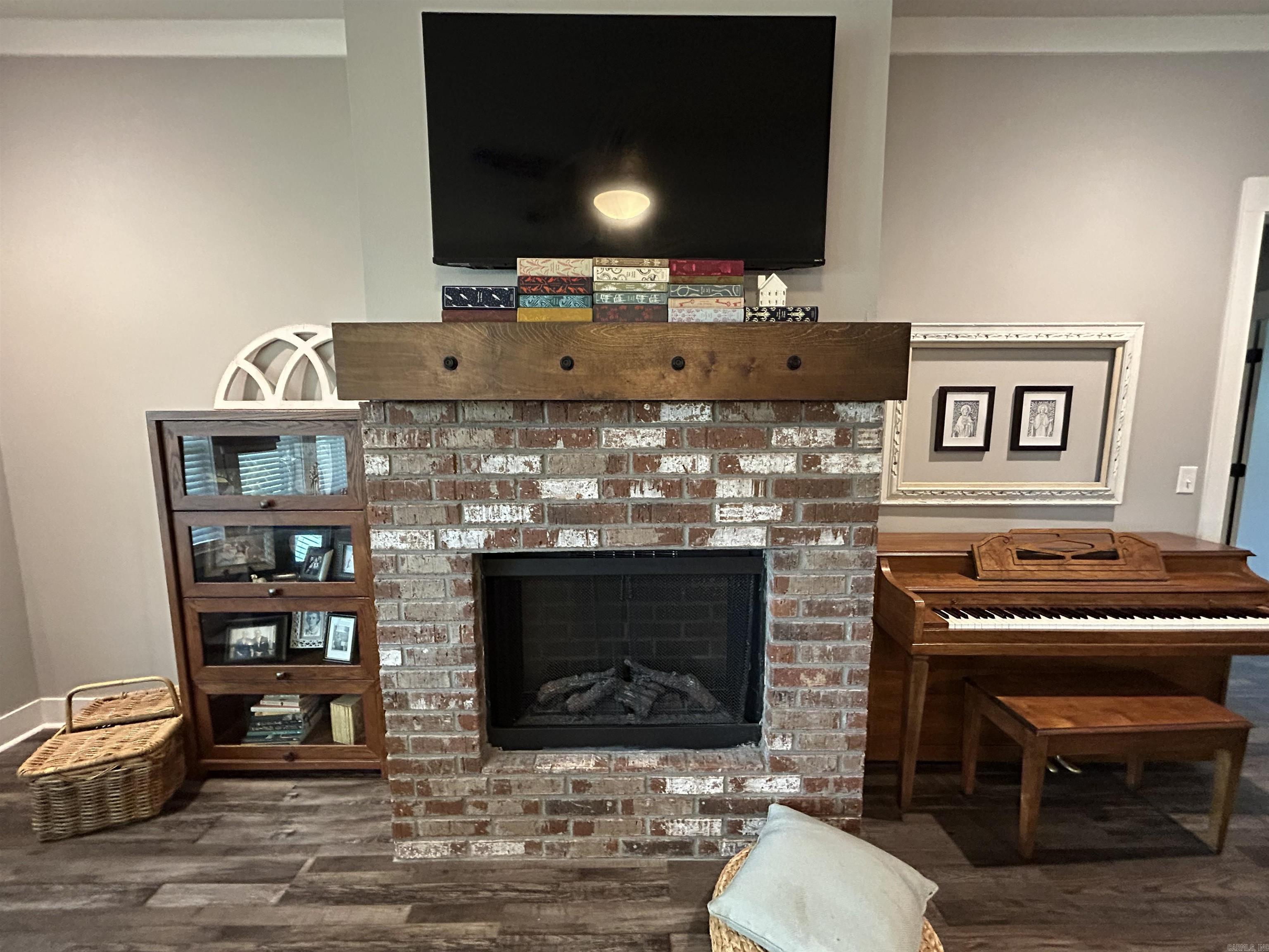 11 Sunny  Morrilton, AR