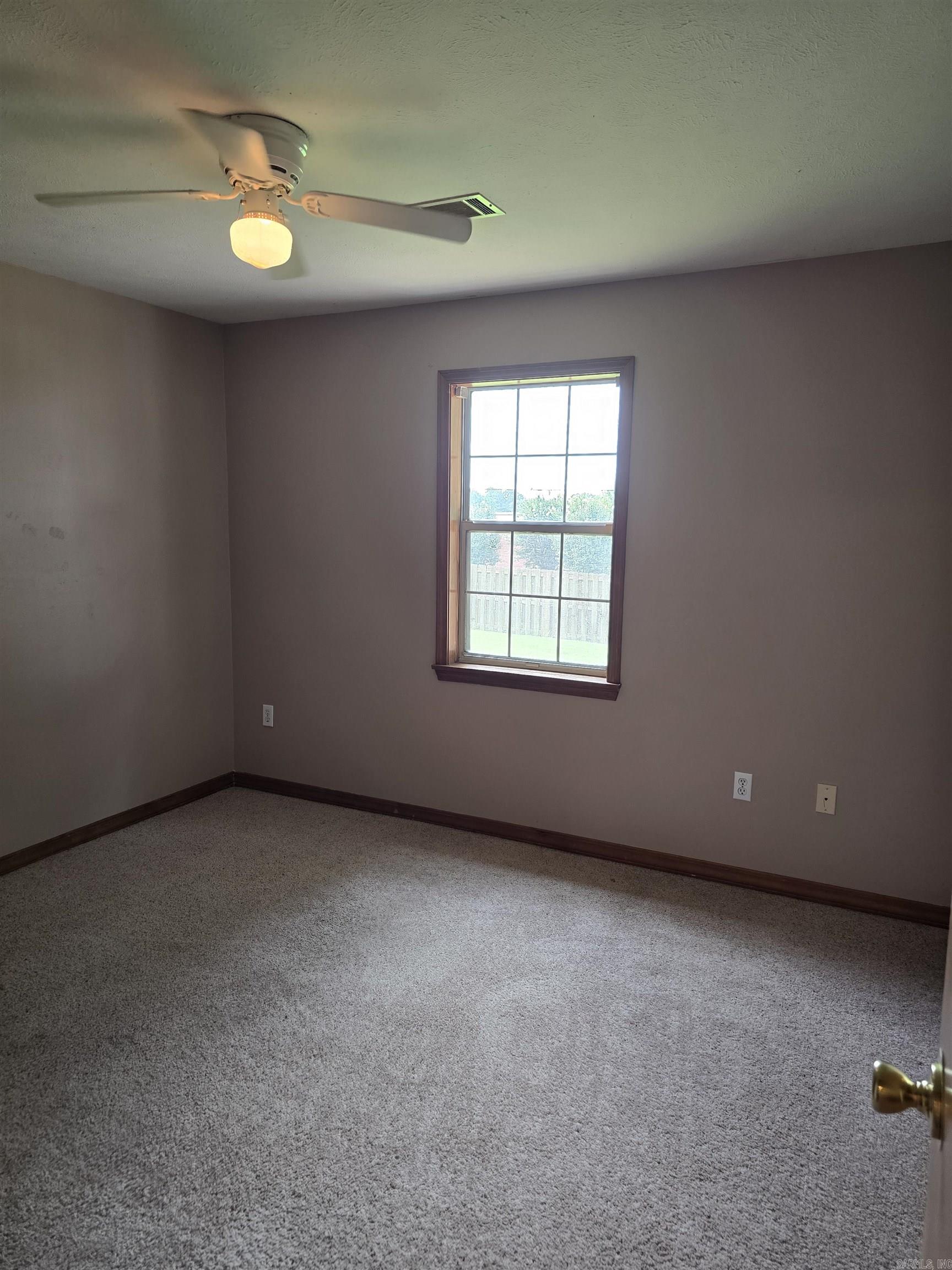 2621 Oak Meadows  Searcy, AR