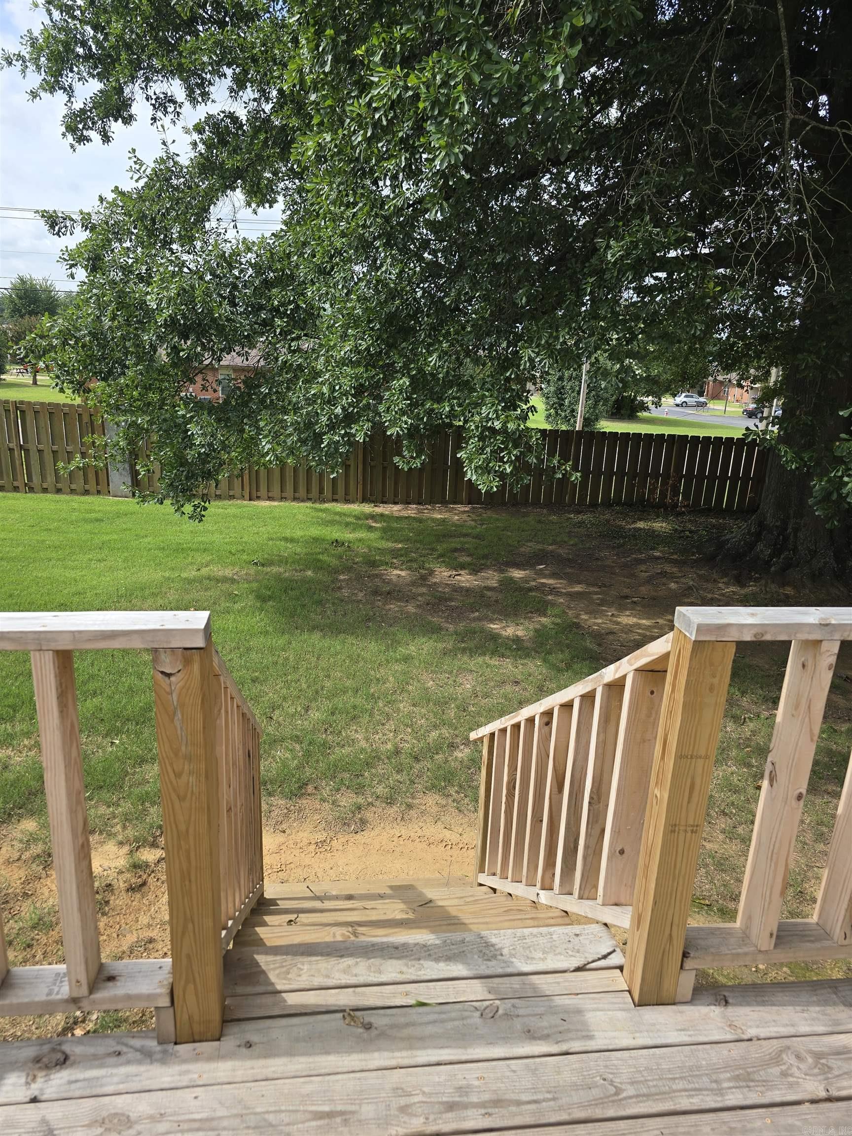 2621 Oak Meadows  Searcy, AR