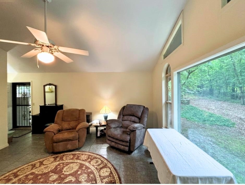 131 Cherokee  Cherokee Village, AR