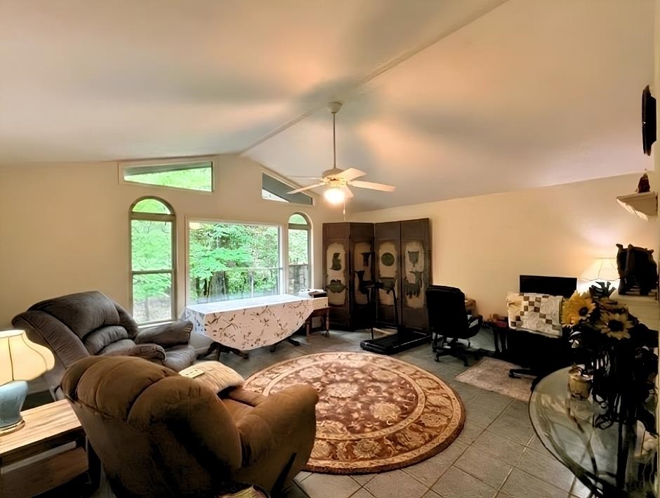 131 Cherokee  Cherokee Village, AR