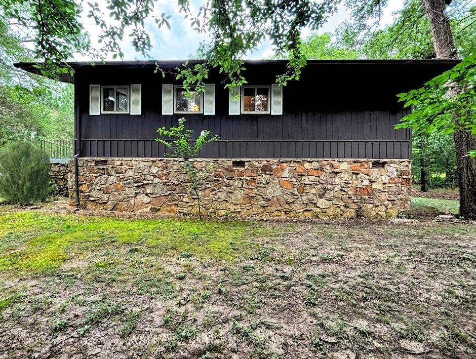 131 Cherokee  Cherokee Village, AR
