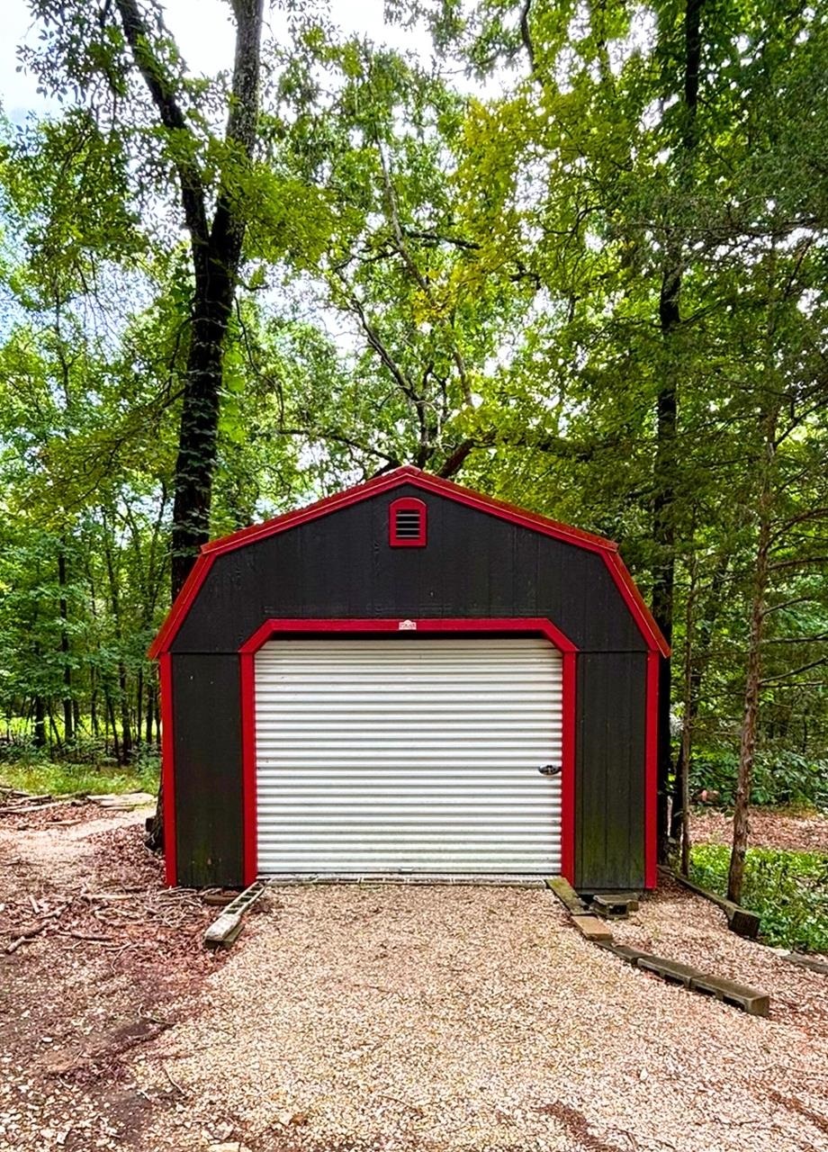 131 Cherokee  Cherokee Village, AR