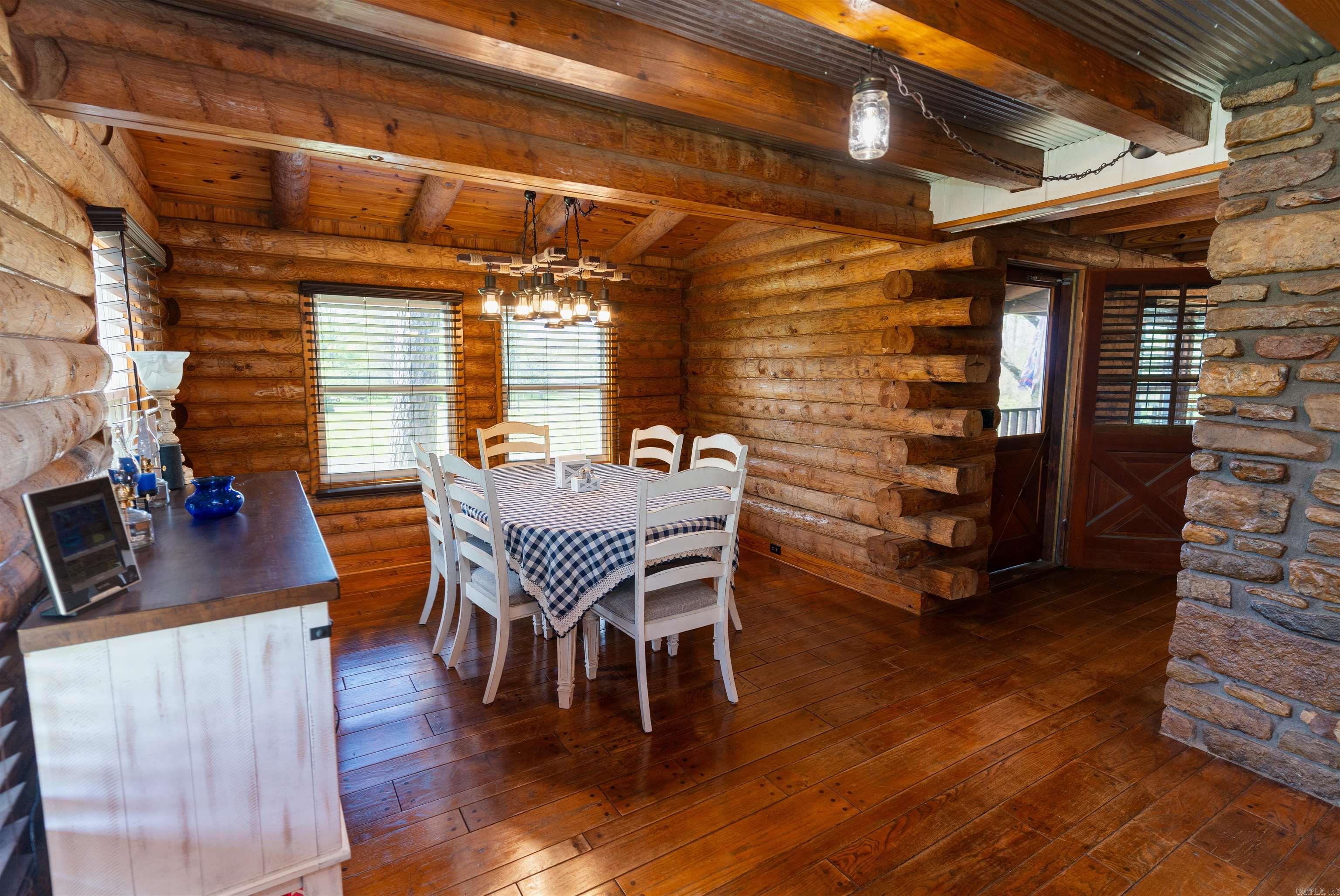 19852 N State Highway 7  Dardanelle, AR