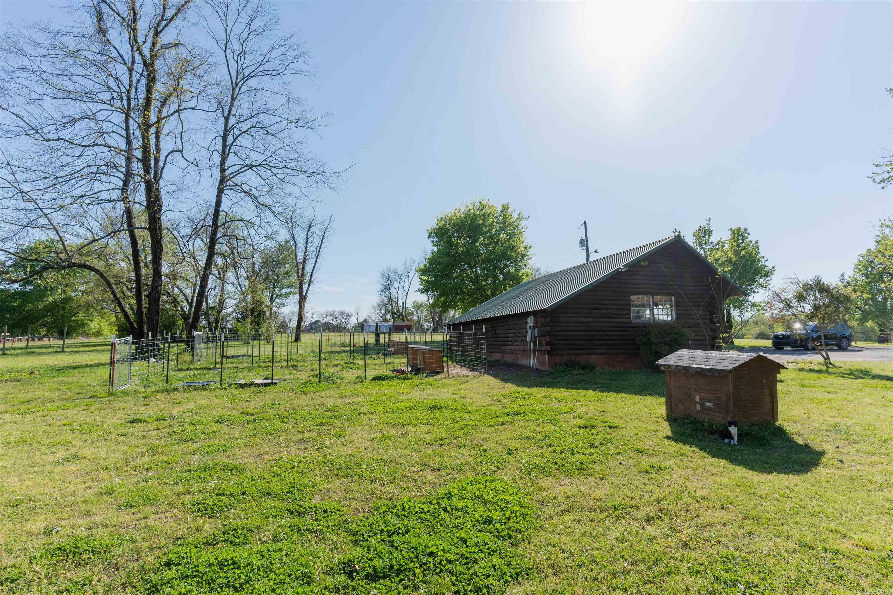 19852 N State Highway 7  Dardanelle, AR