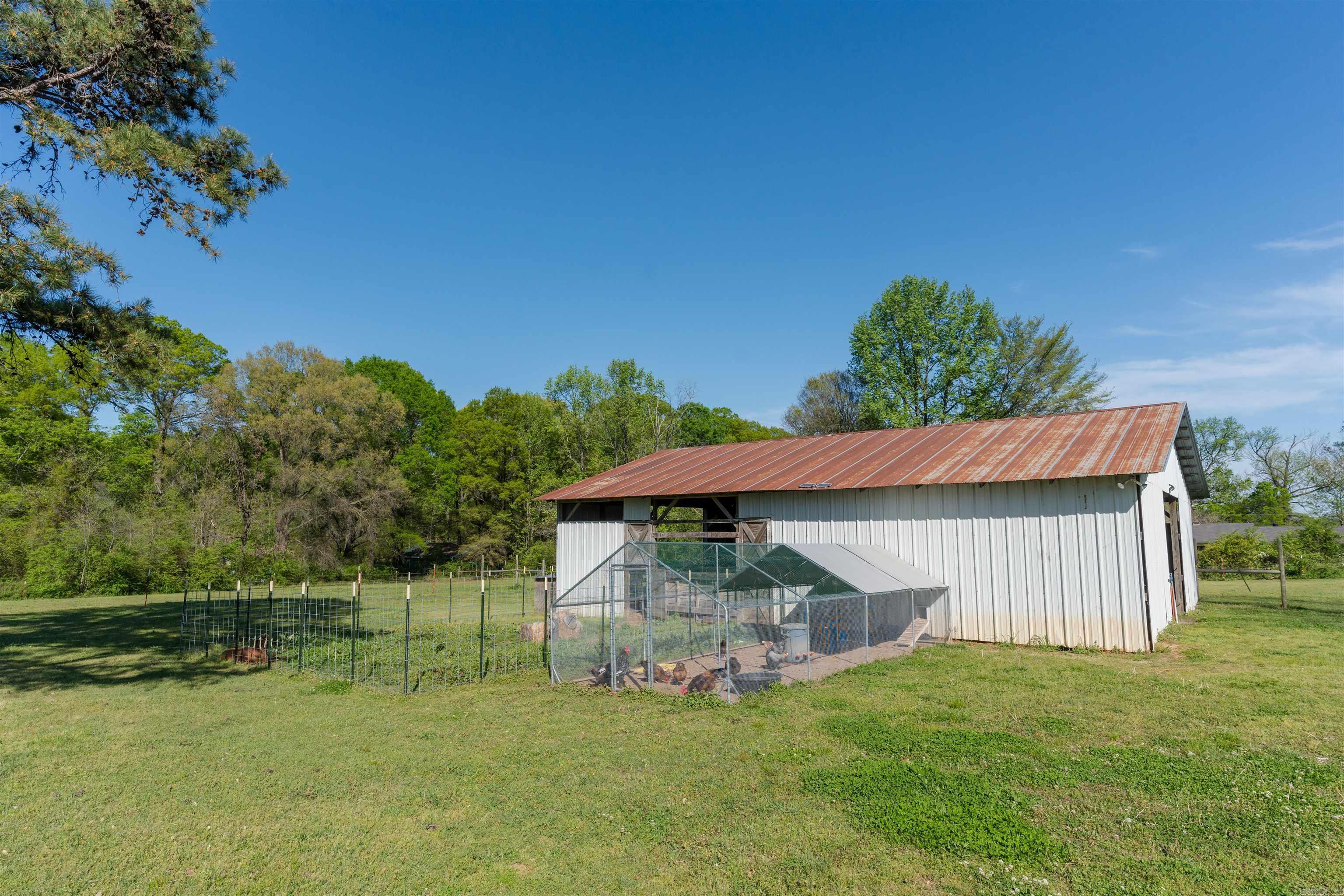 19852 N State Highway 7  Dardanelle, AR