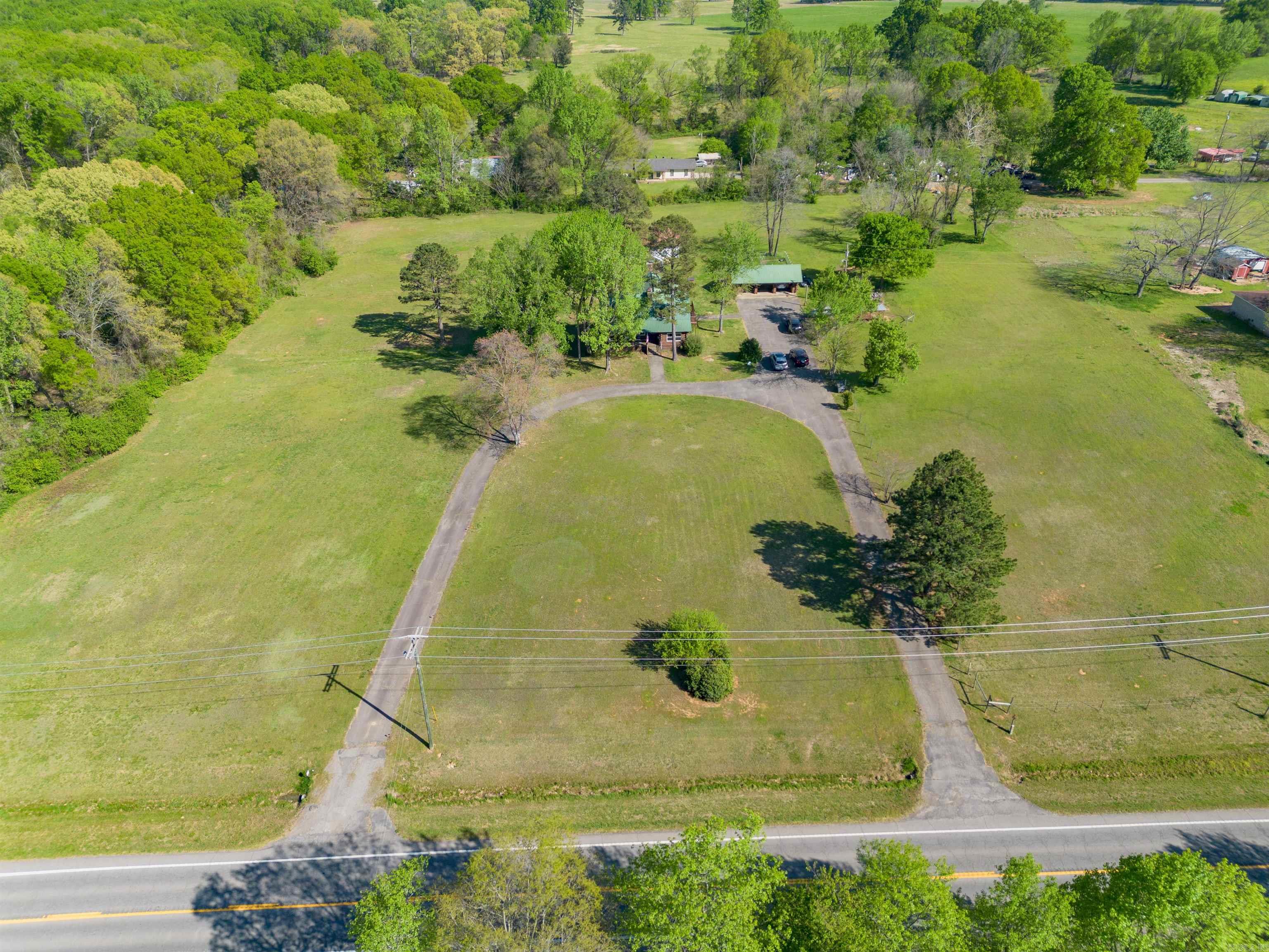 19852 N State Highway 7  Dardanelle, AR