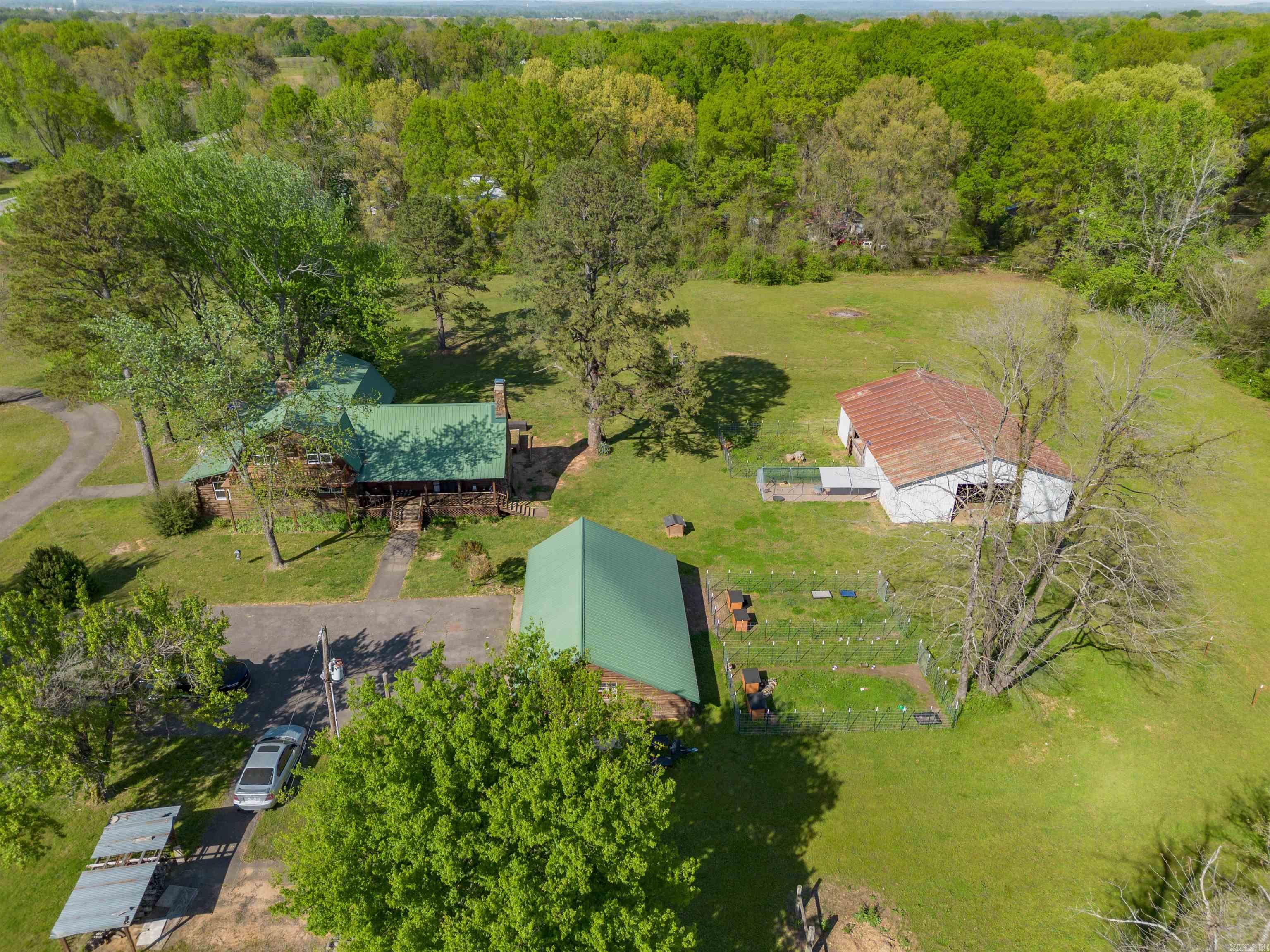 19852 N State Highway 7  Dardanelle, AR