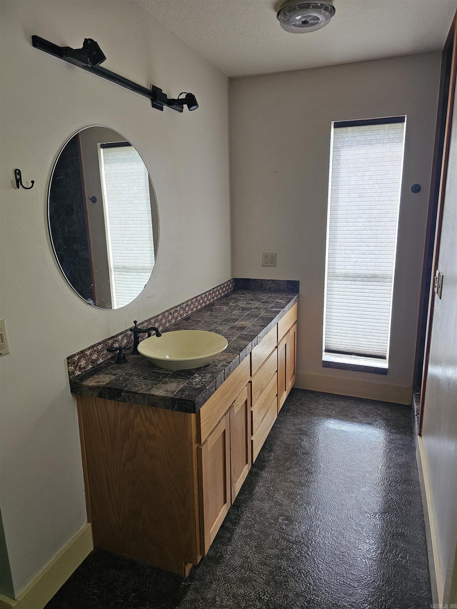161 Funderburg  Mineral Sprs., AR