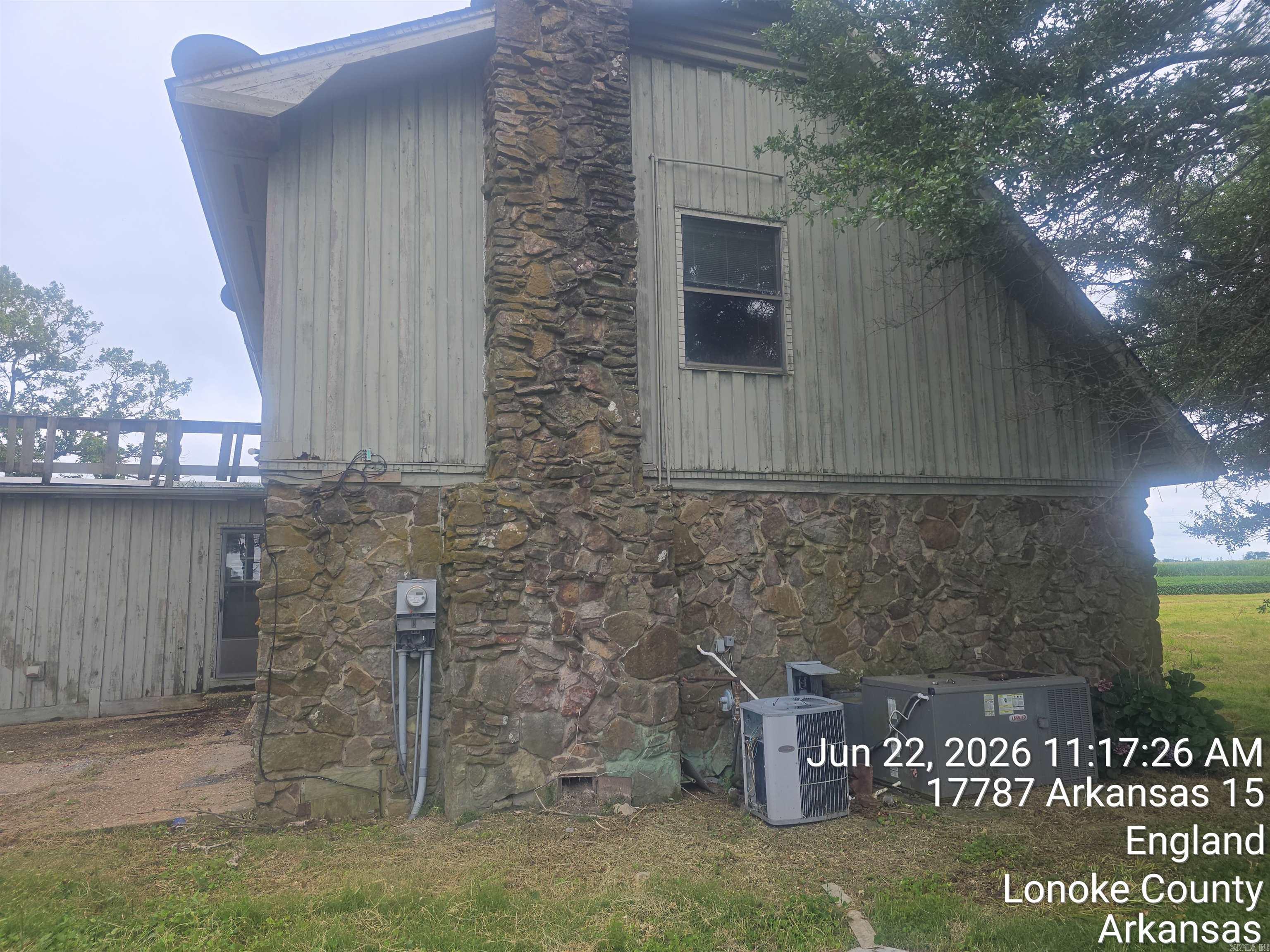 17787 15  England, AR