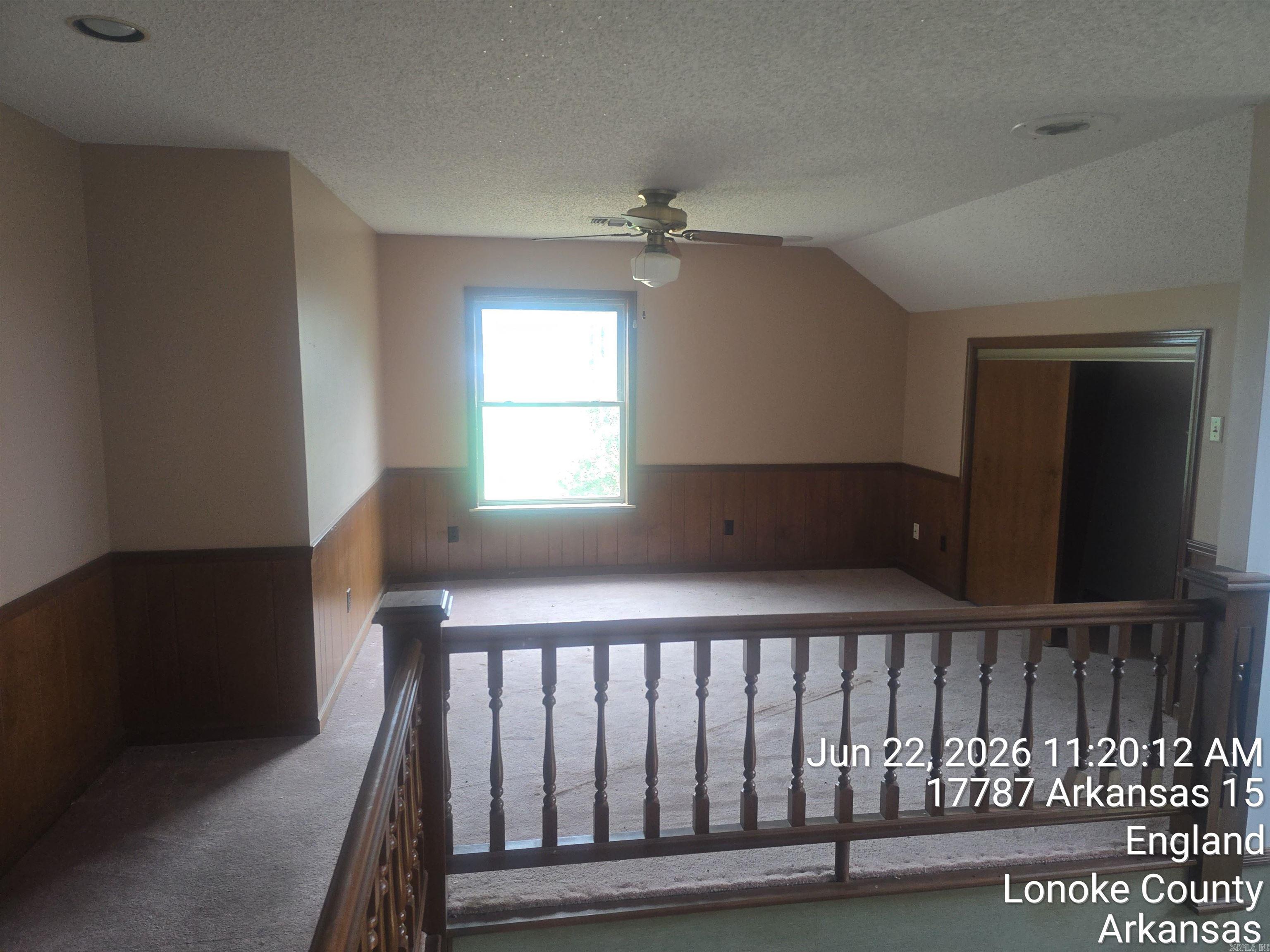 17787 15  England, AR