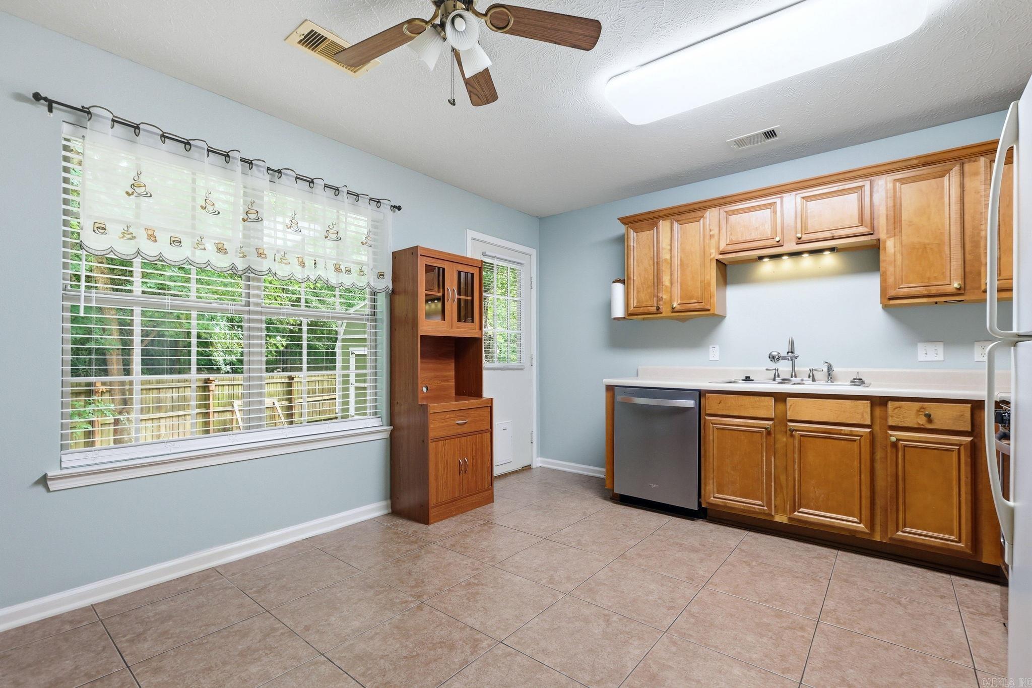 1605 Jackson  Conway, AR
