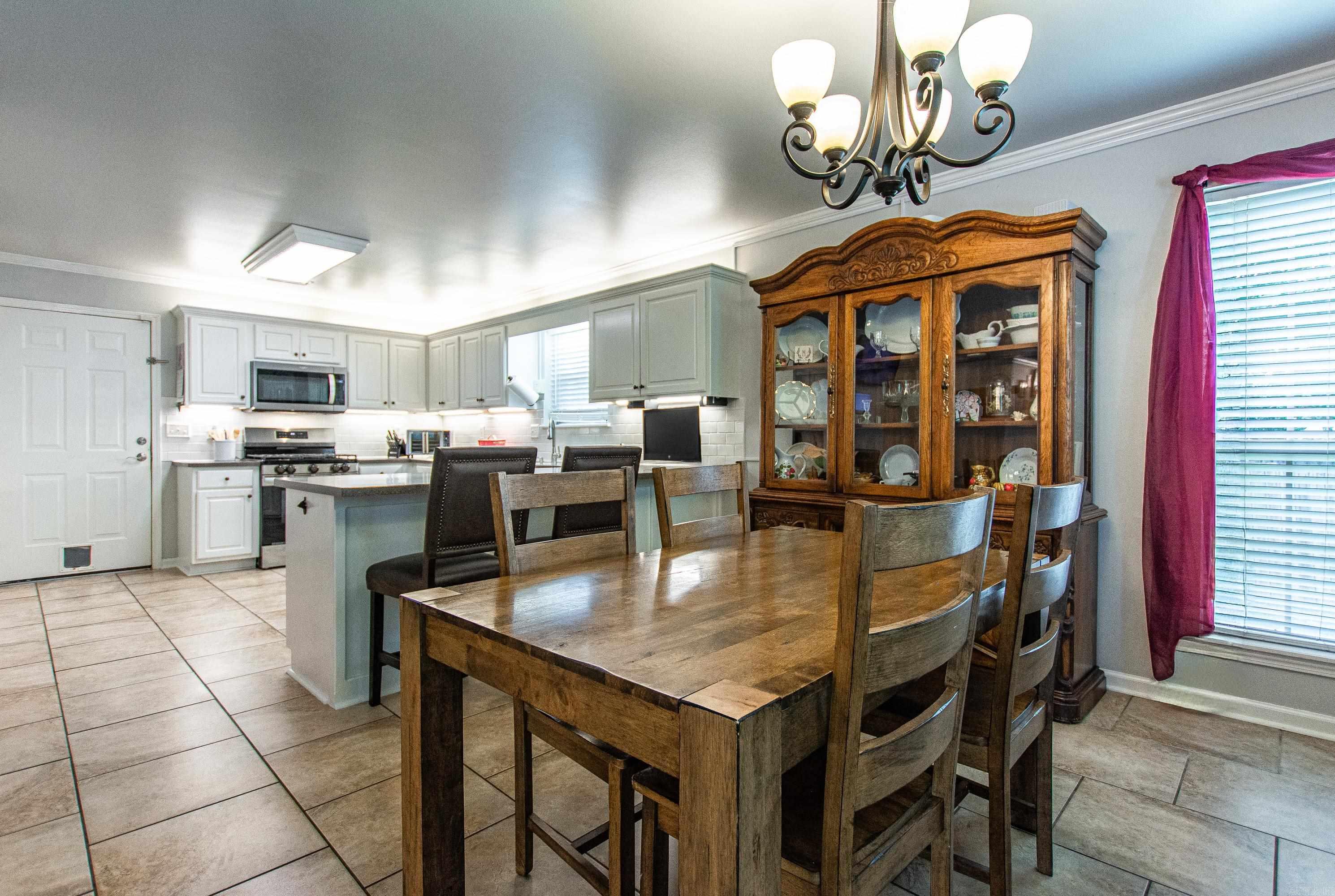1021 Spring Creek  Benton, AR