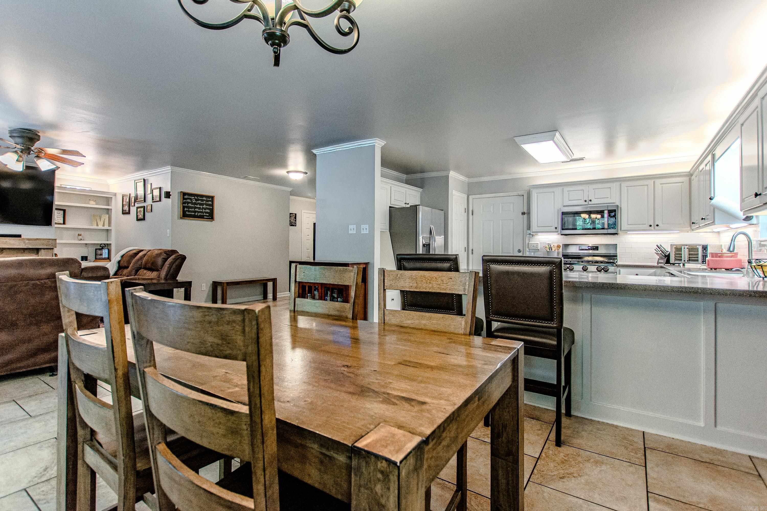 1021 Spring Creek  Benton, AR