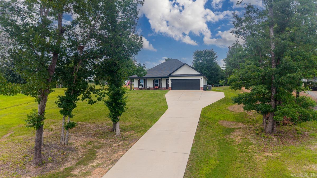 2040 Creekwood  Bauxite, AR