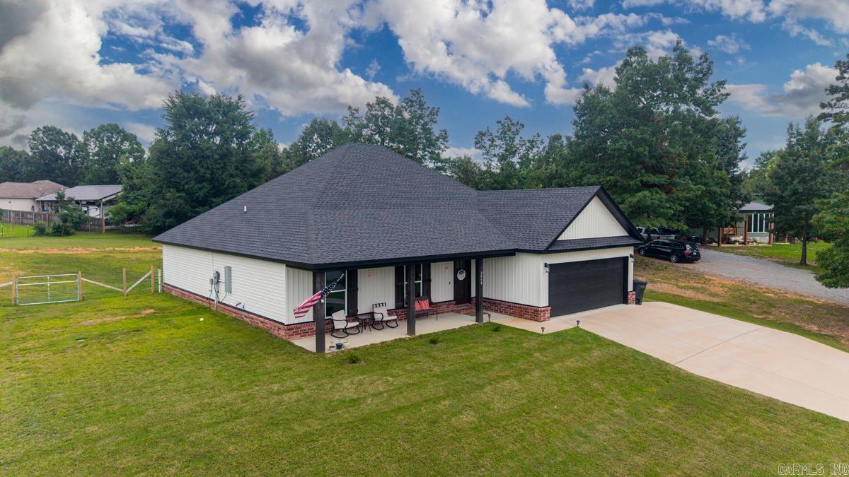 2040 Creekwood  Bauxite, AR