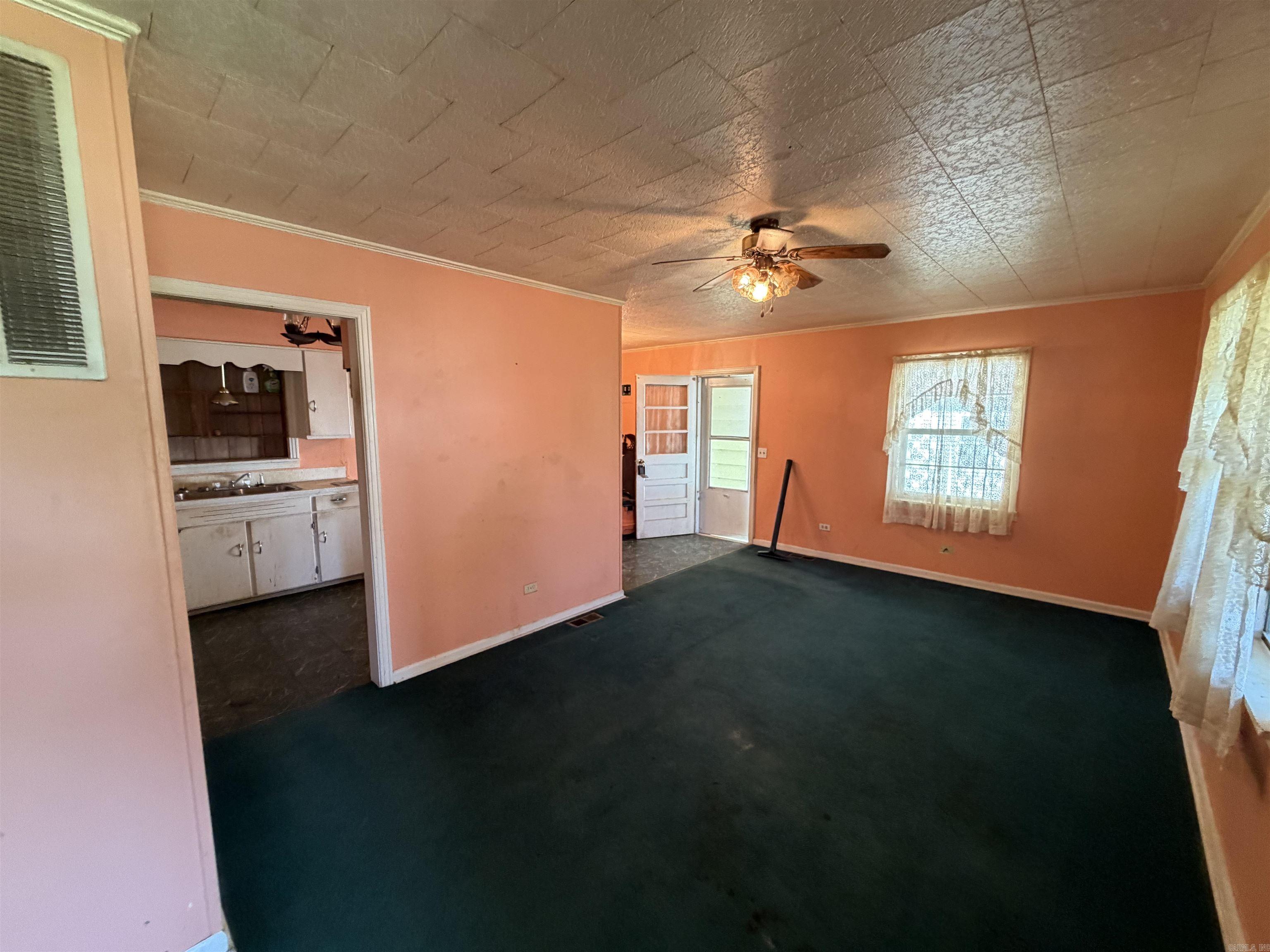675 E Jackson  Piggott, AR
