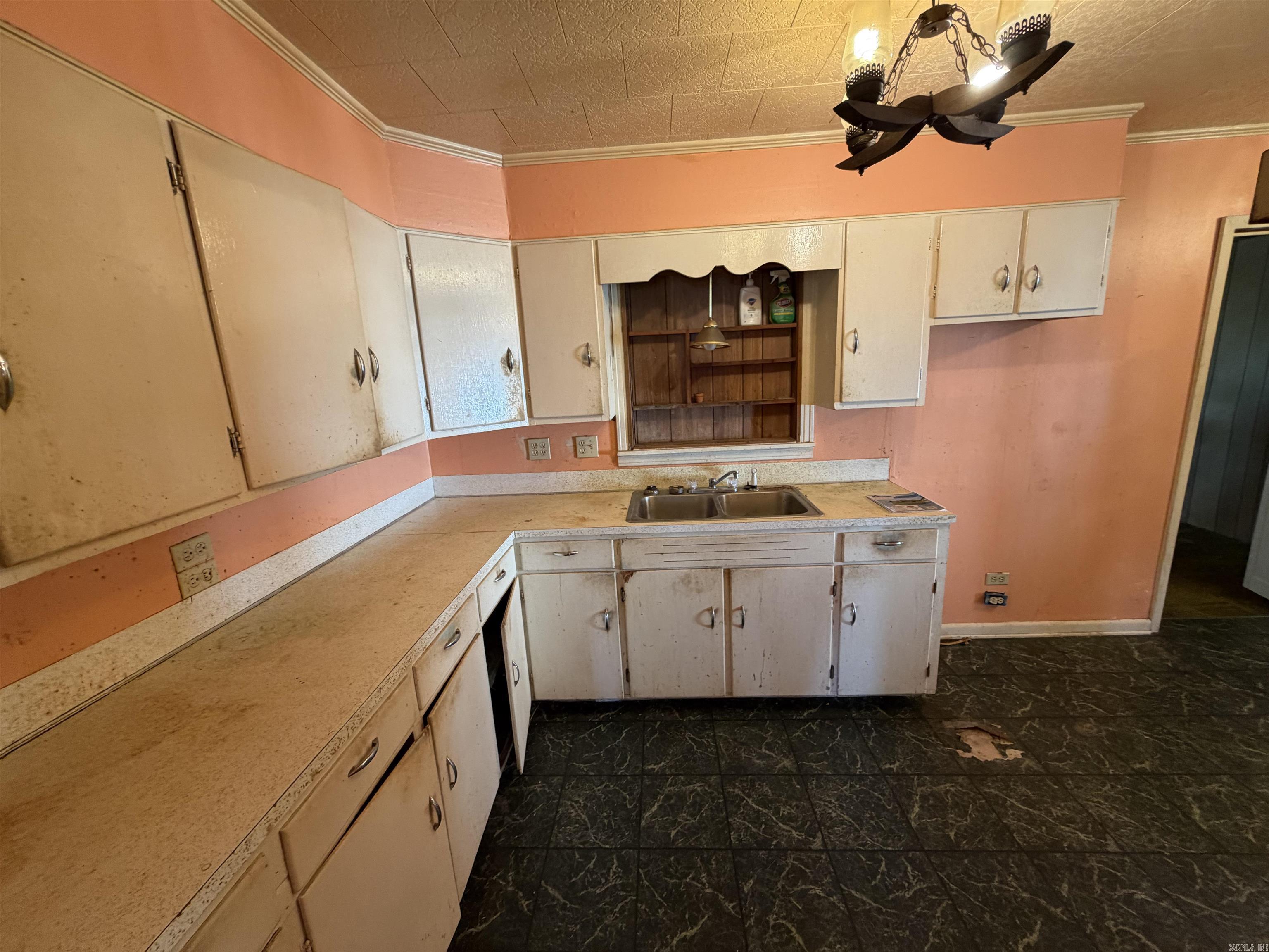 675 E Jackson  Piggott, AR