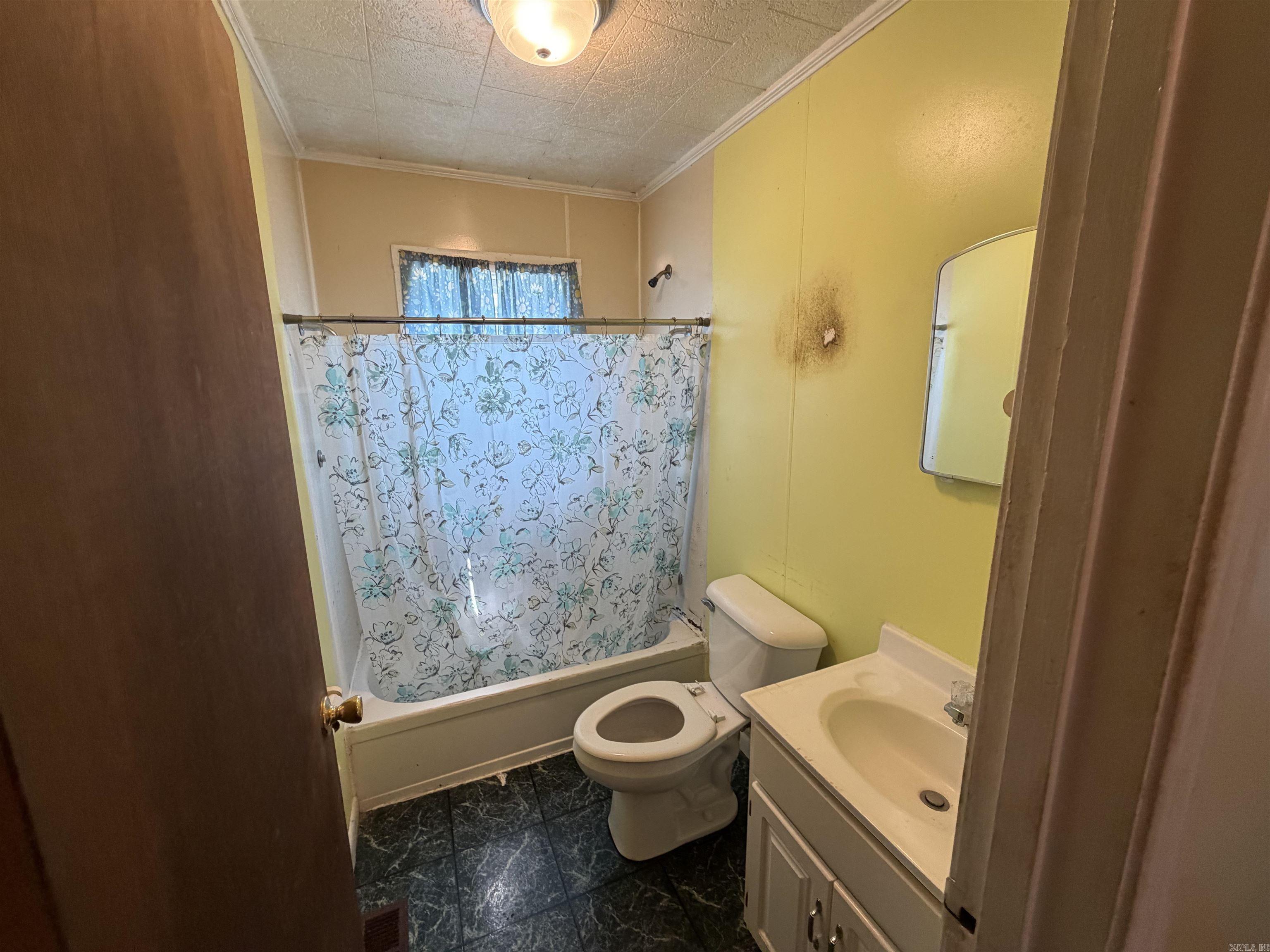 675 E Jackson  Piggott, AR