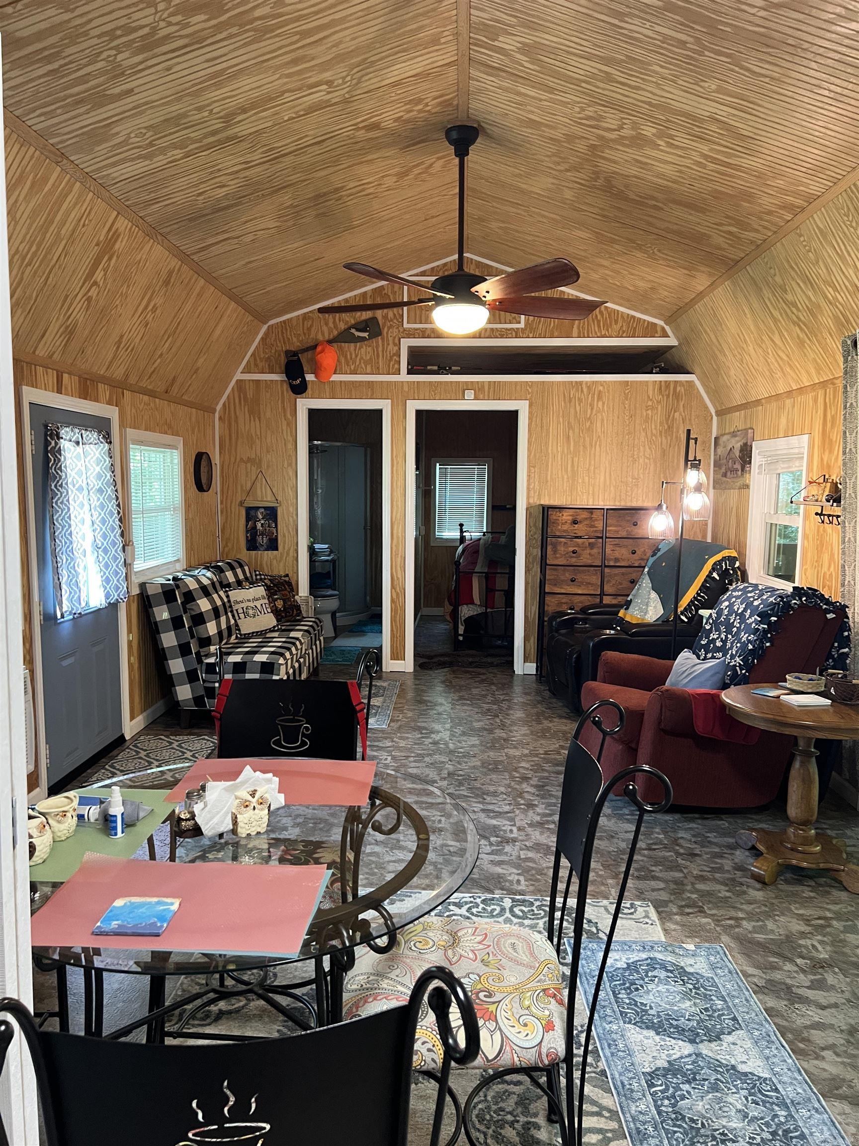 224 E Elm  Mount Ida, AR