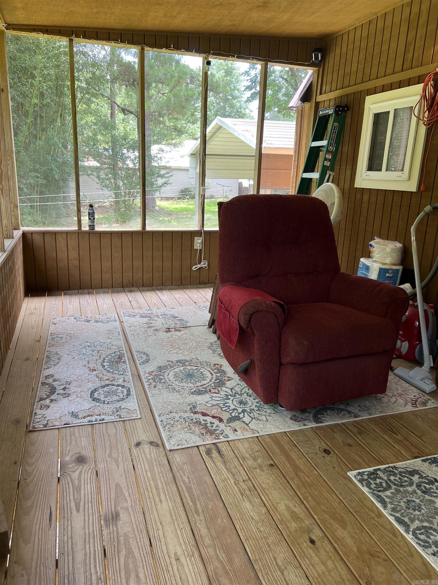 224 E Elm  Mount Ida, AR