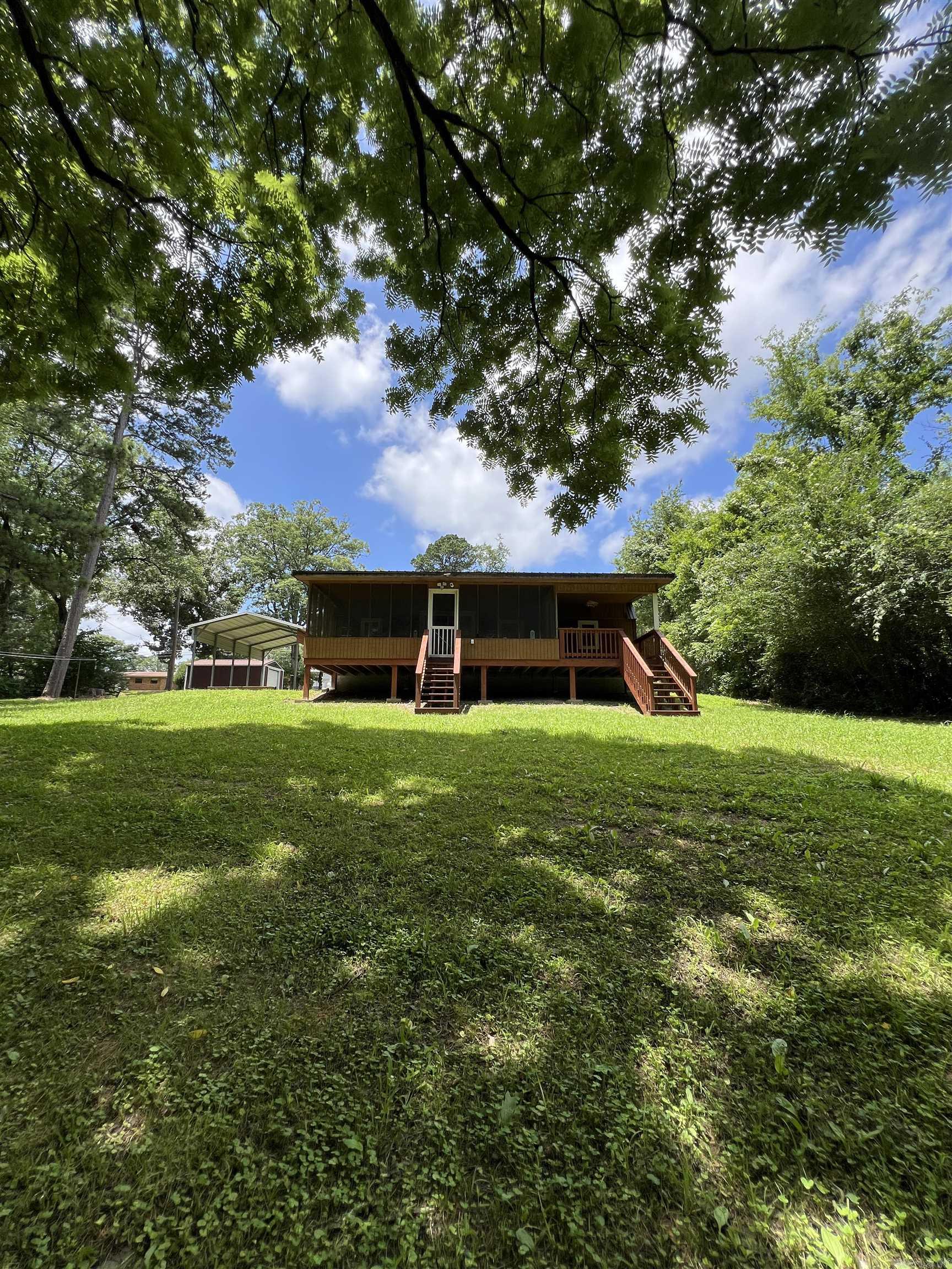224 E Elm  Mount Ida, AR