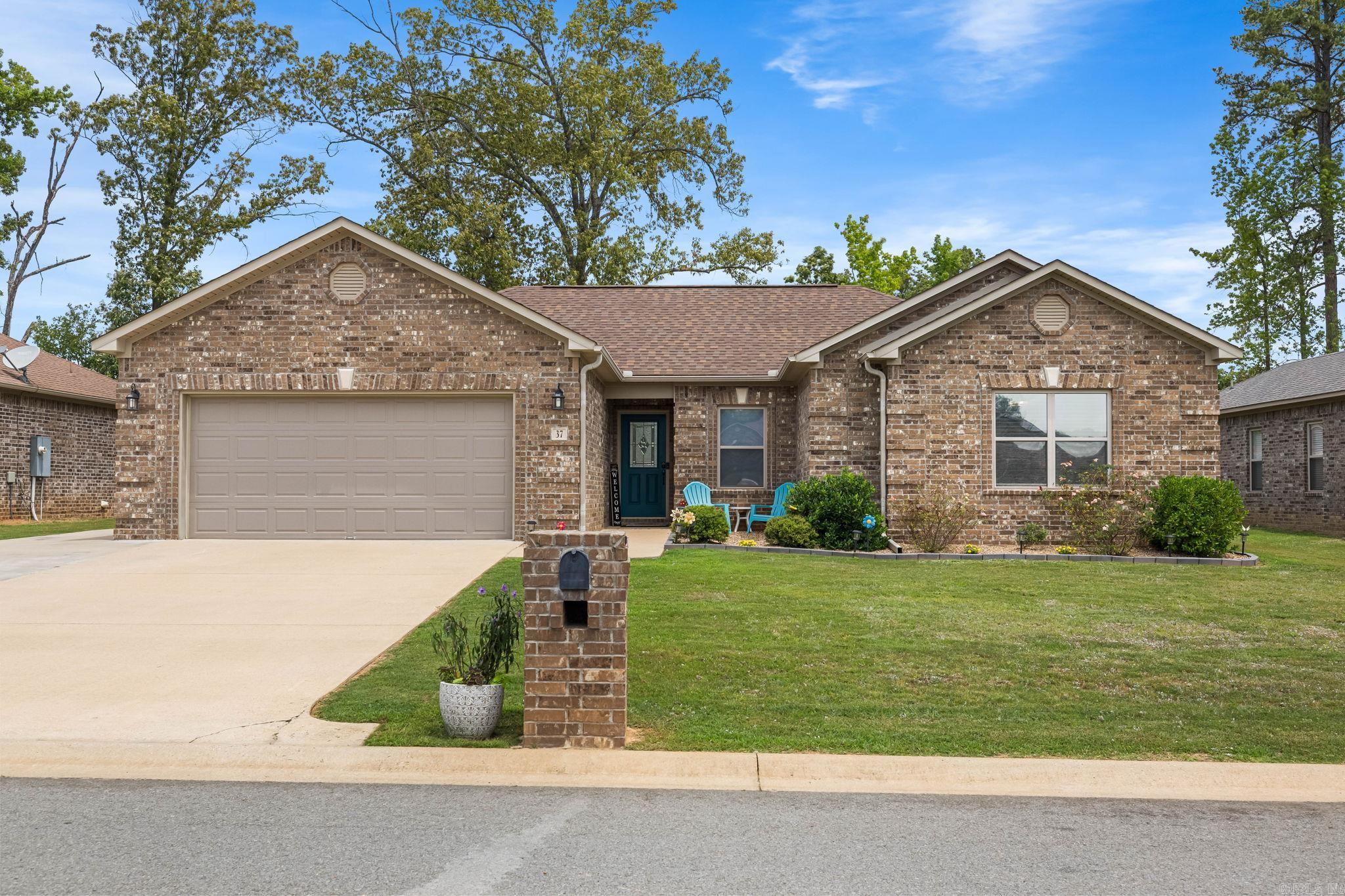 37 Fletcher  Austin, AR
