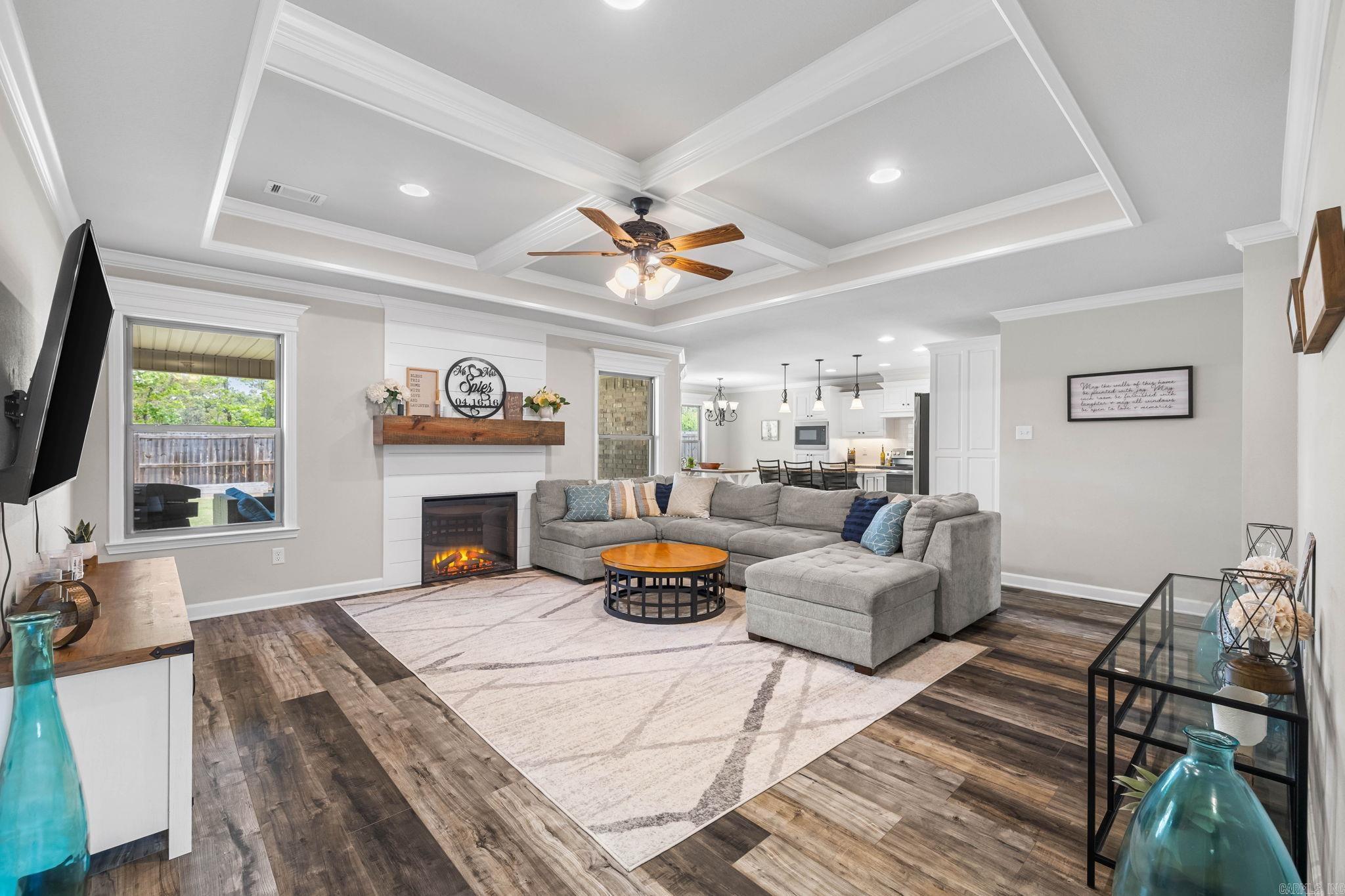 37 Fletcher  Austin, AR