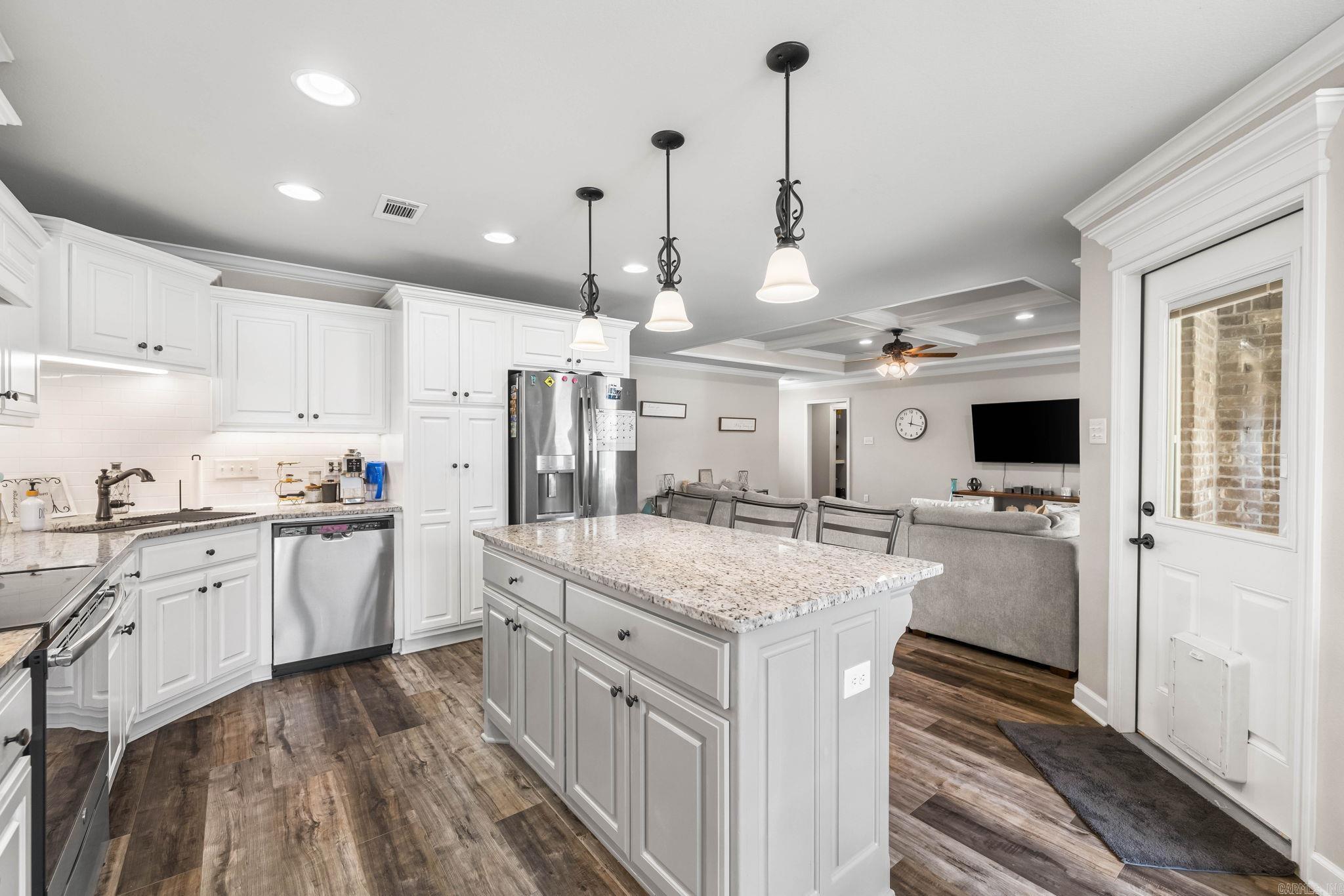 37 Fletcher  Austin, AR