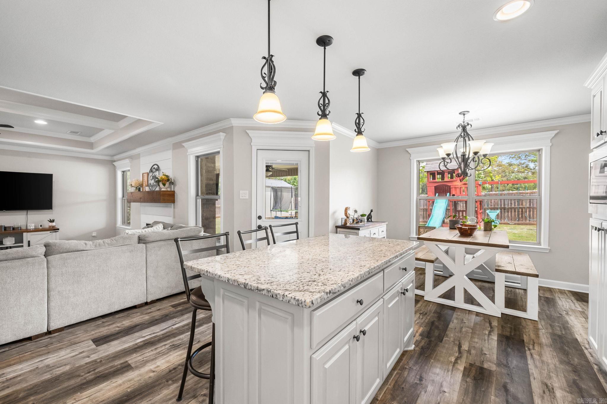37 Fletcher  Austin, AR