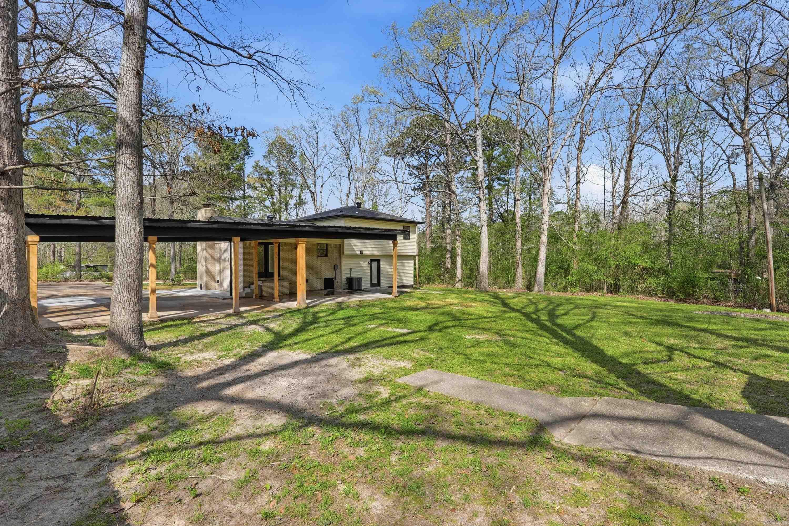 2923 Brown East End  Hensley, AR