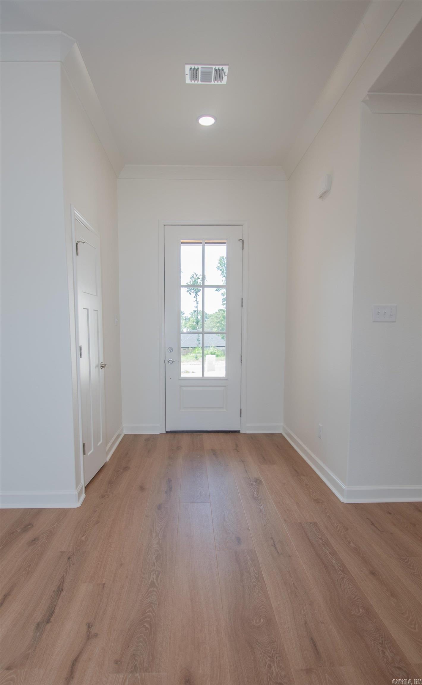 177 Hayden Drive — photo 4