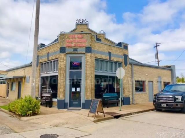 121 Hazel  Newport, AR