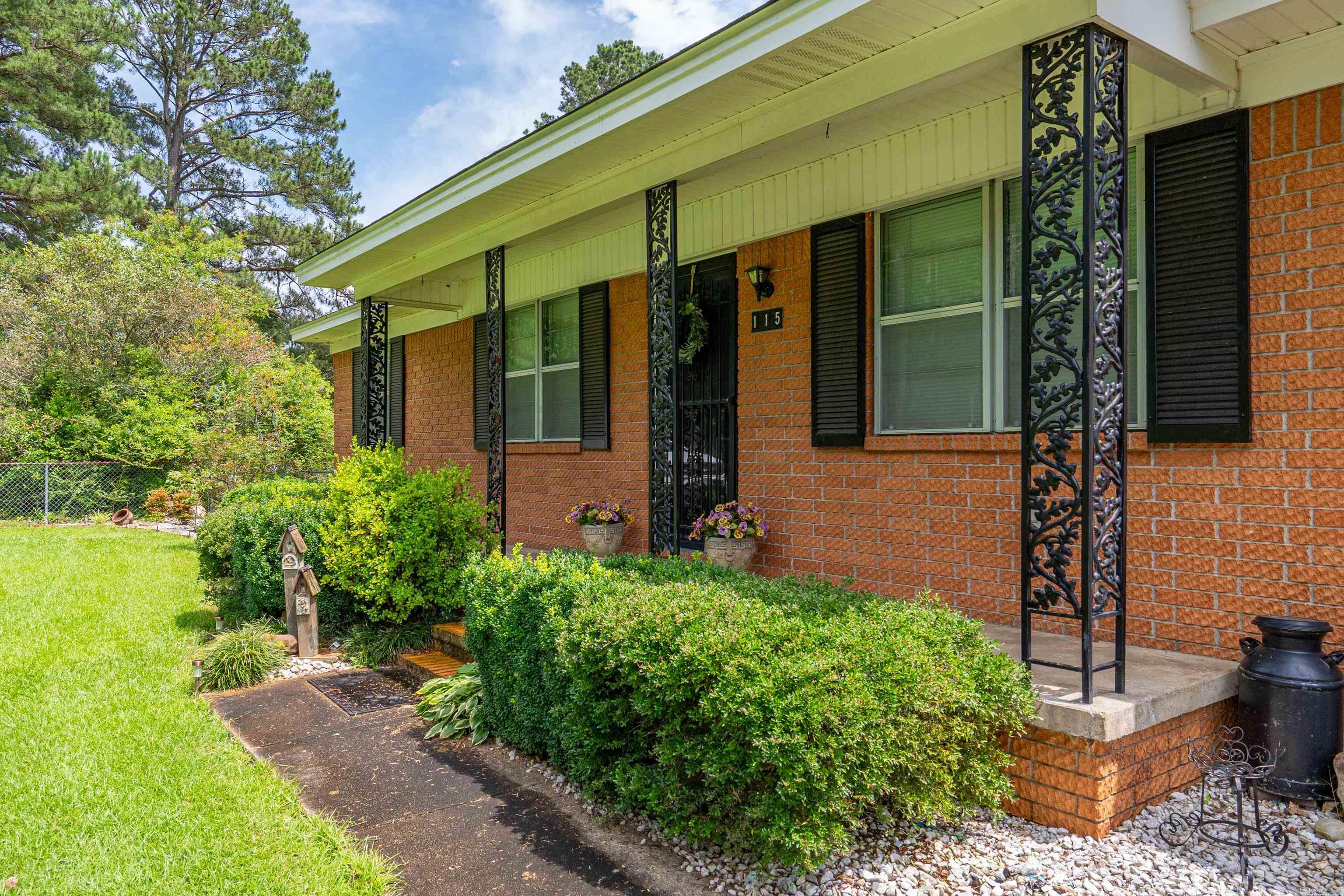 115 Larkin  Malvern, AR