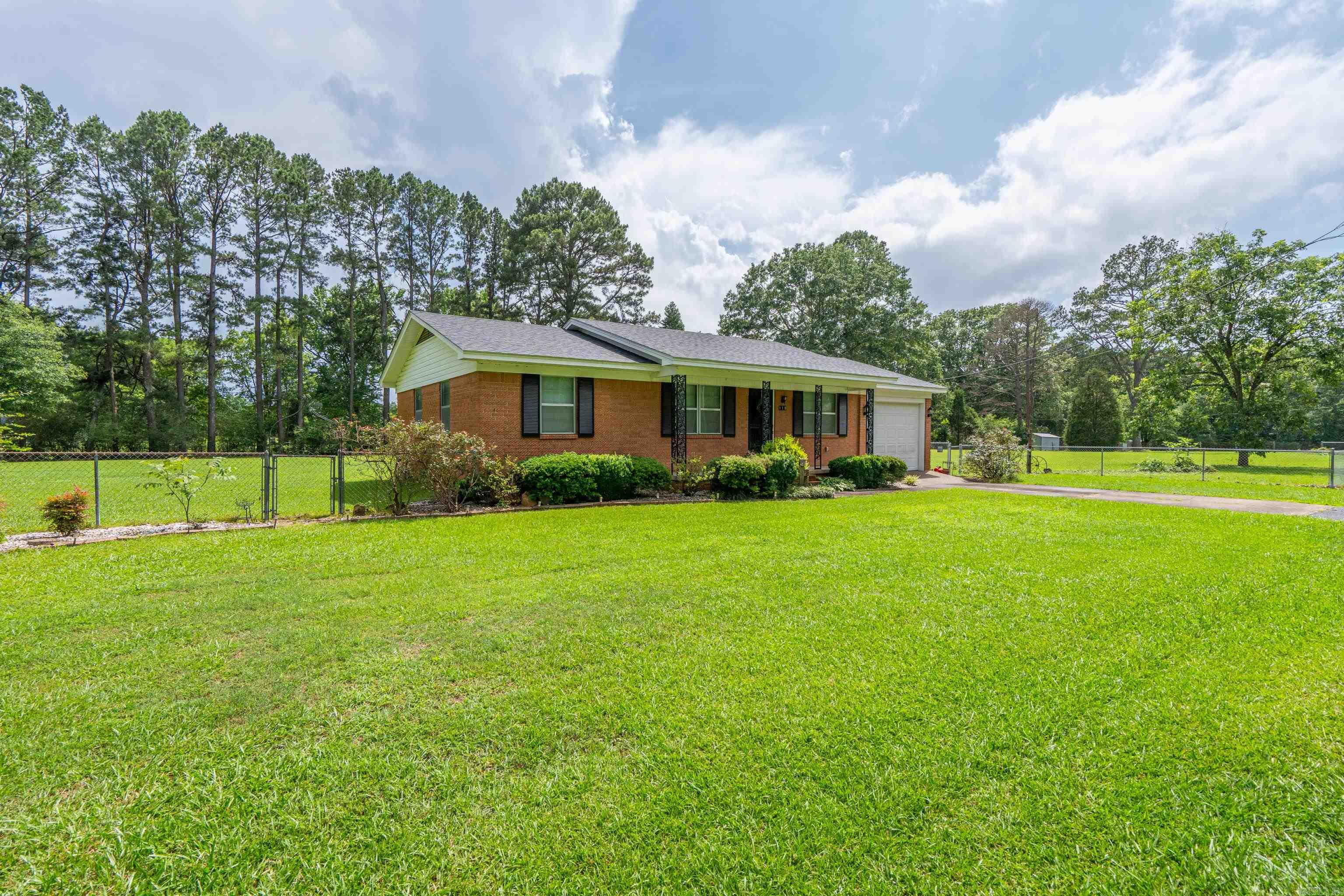 115 Larkin  Malvern, AR