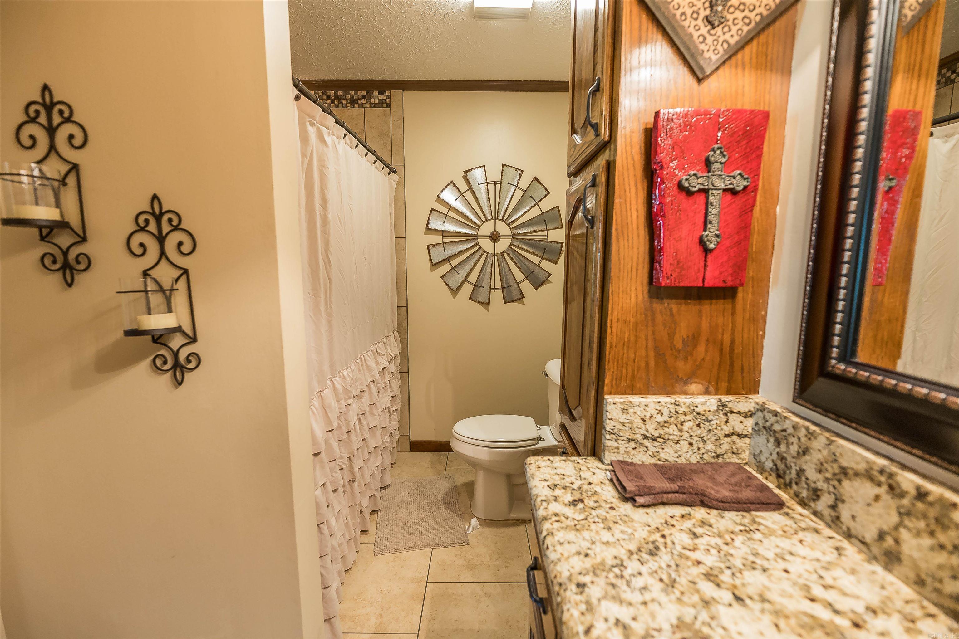 233 Chinquepin Dr  Magnolia, AR