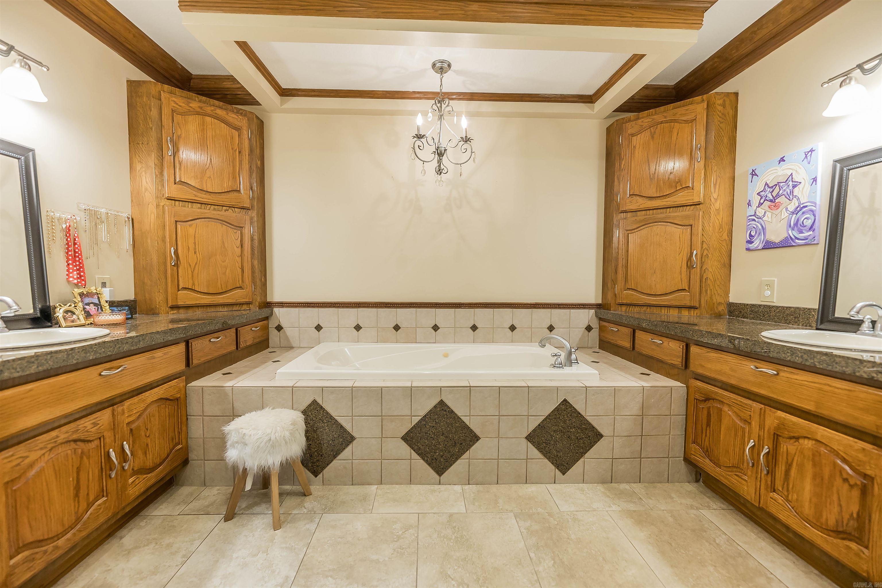 233 Chinquepin Dr  Magnolia, AR