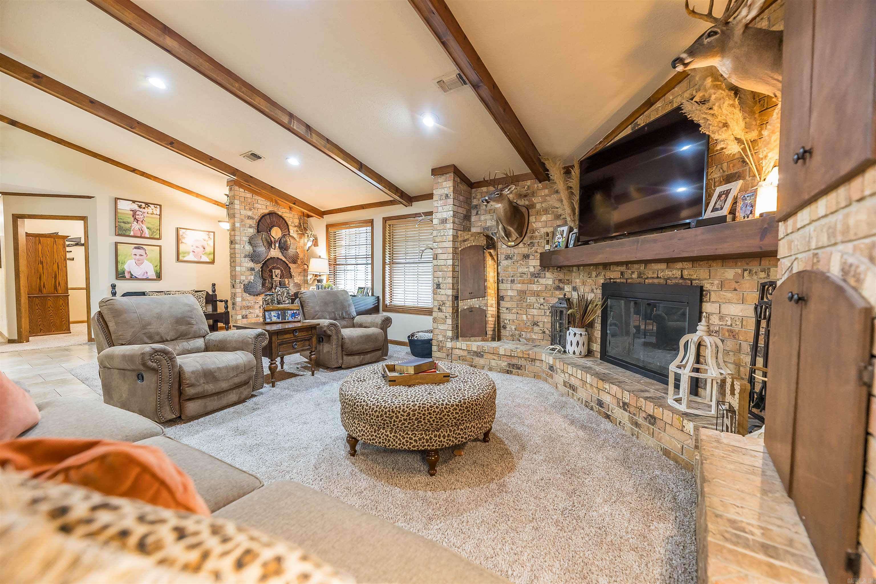 233 Chinquepin Dr  Magnolia, AR