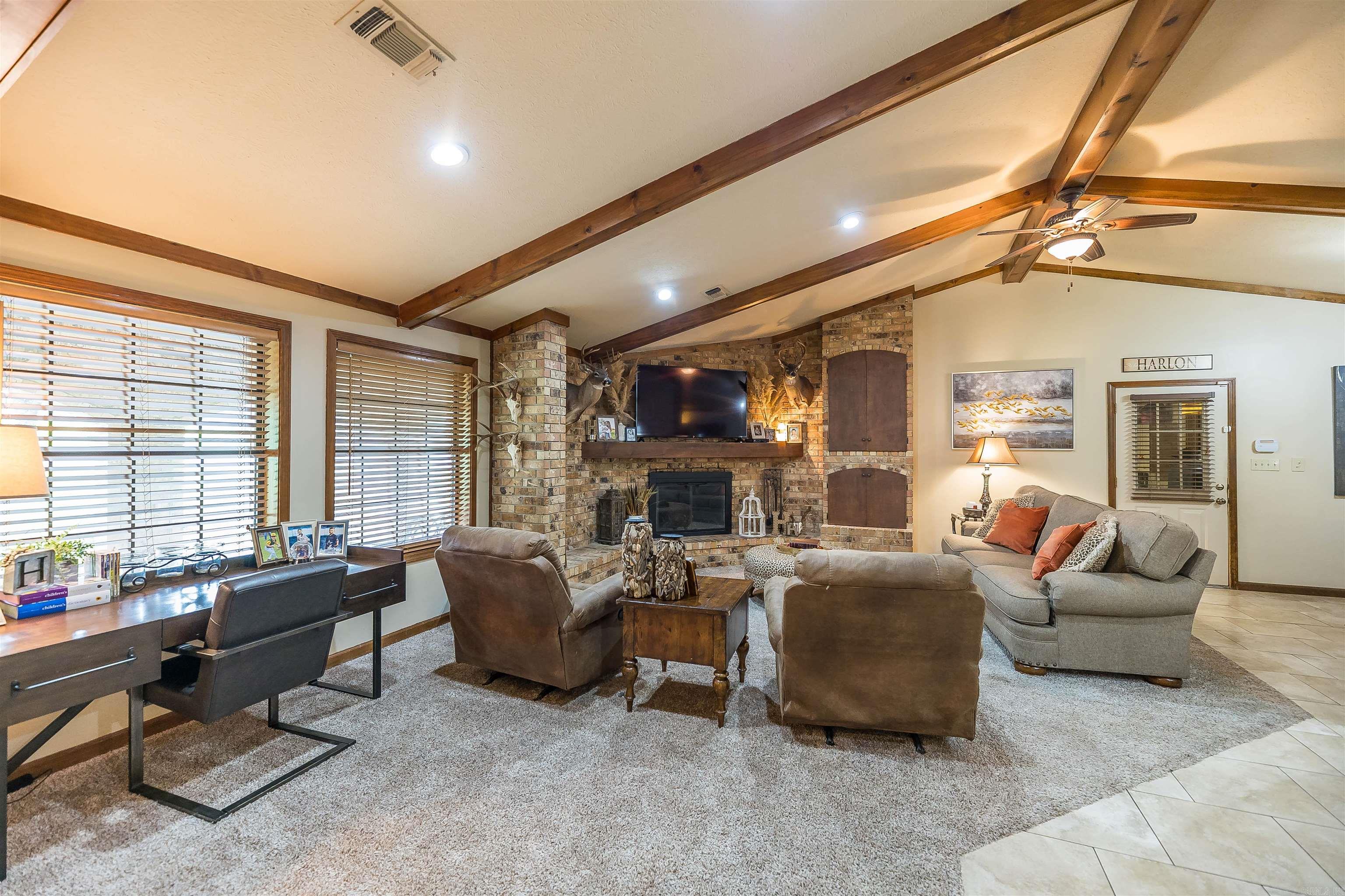 233 Chinquepin Dr  Magnolia, AR