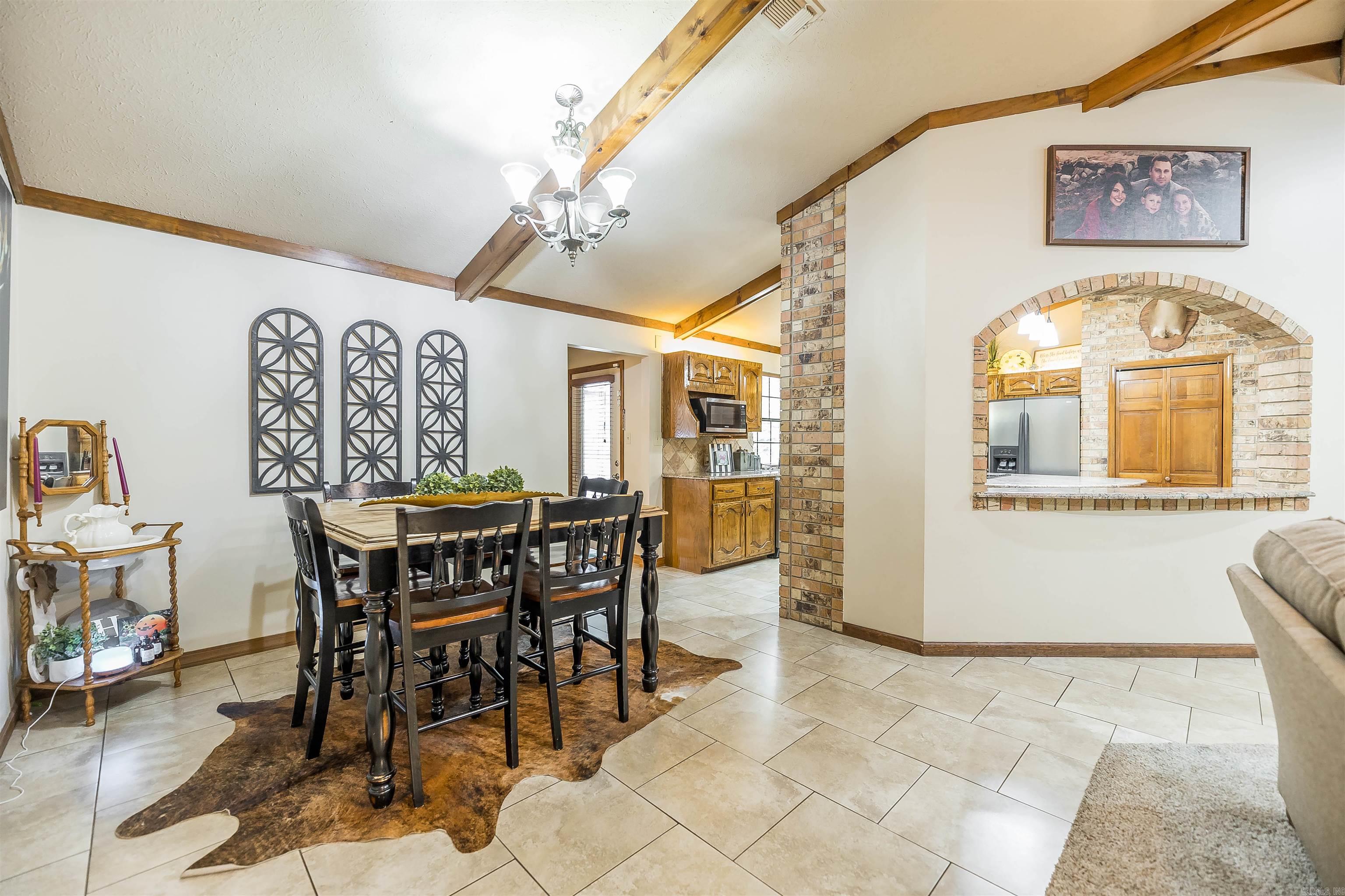 233 Chinquepin Dr  Magnolia, AR