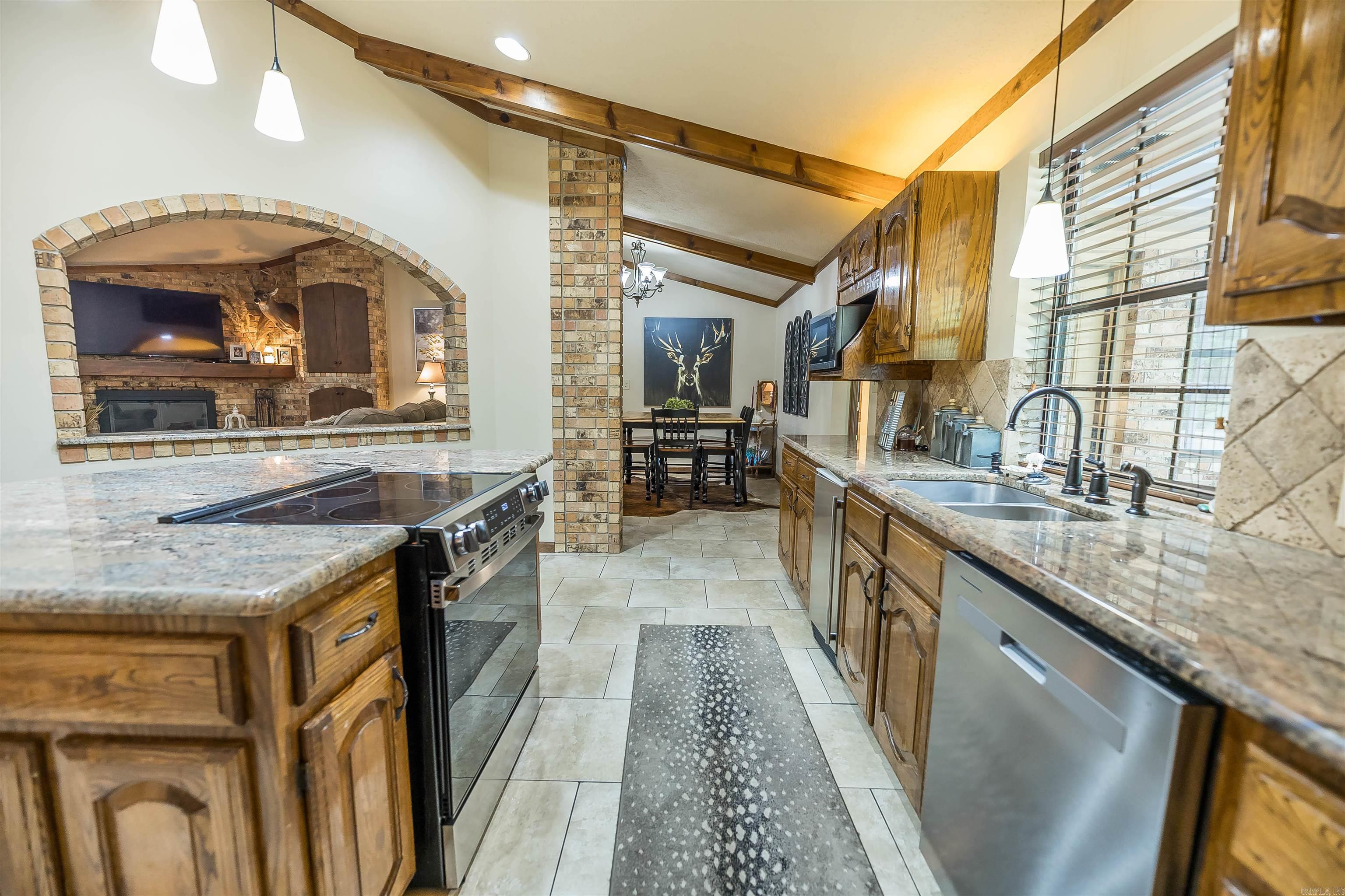 233 Chinquepin Dr  Magnolia, AR